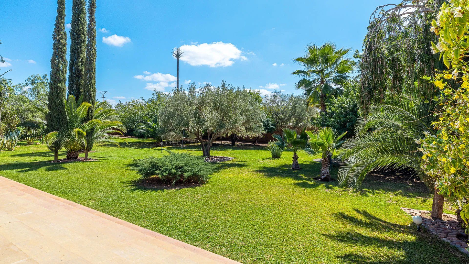 Buy Villa 9&nbsp;rooms 450&nbsp;m² Marrakech