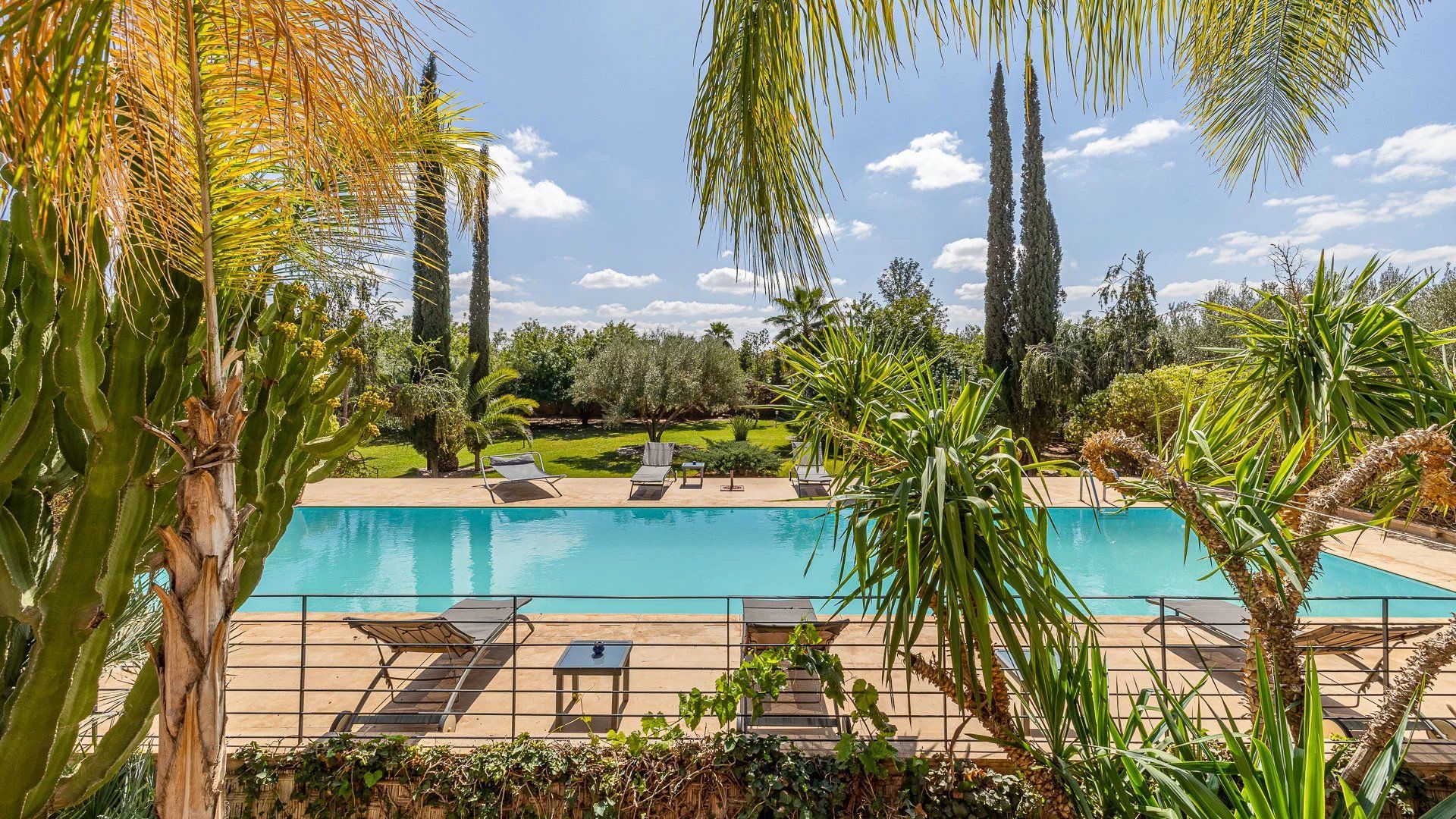 Buy Villa 9&nbsp;rooms 450&nbsp;m² Marrakech