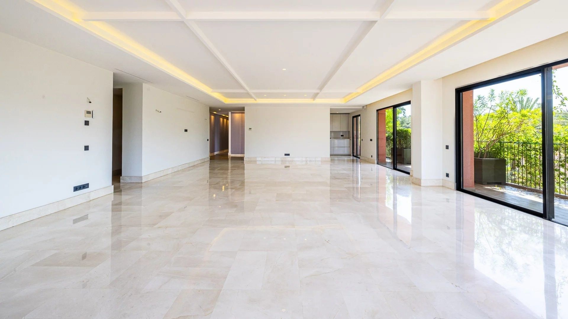 Rent Apartment 4&nbsp;rooms 247&nbsp;m² Marrakech