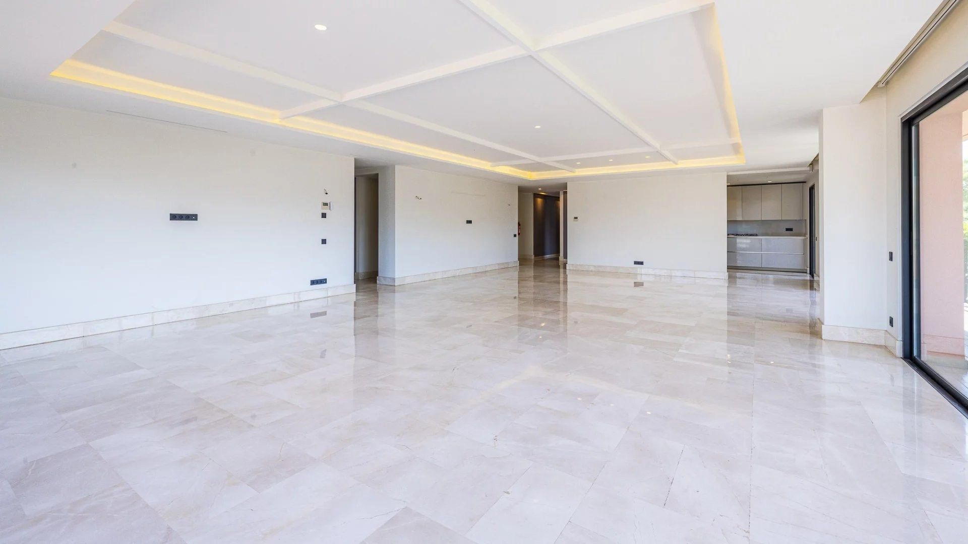 Rent Apartment 4&nbsp;rooms 247&nbsp;m² Marrakech