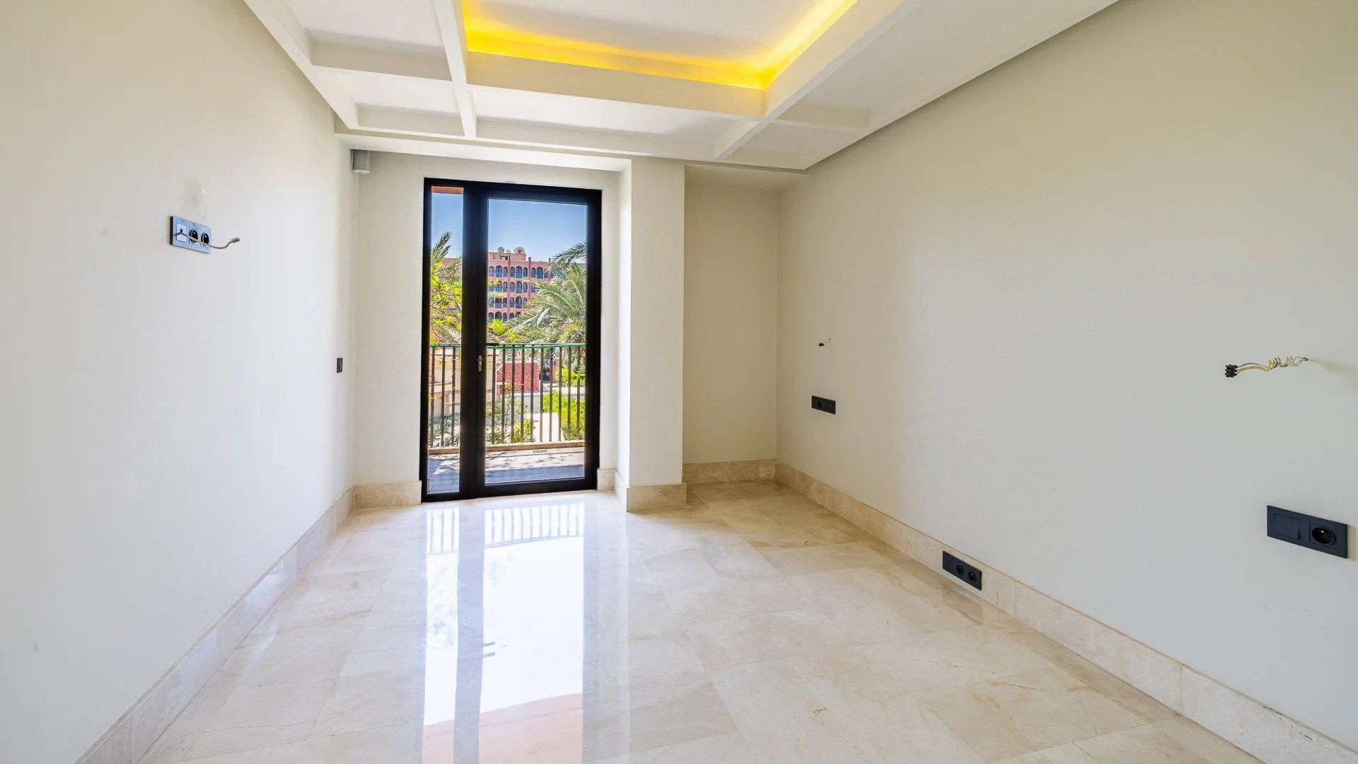 Rent Apartment 4&nbsp;rooms 247&nbsp;m² Marrakech