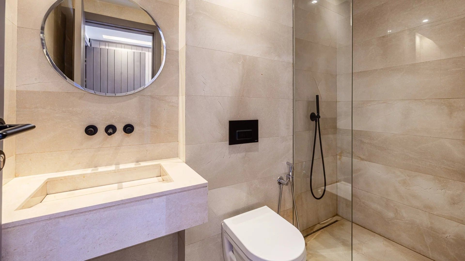 Rent Apartment 4&nbsp;rooms 247&nbsp;m² Marrakech