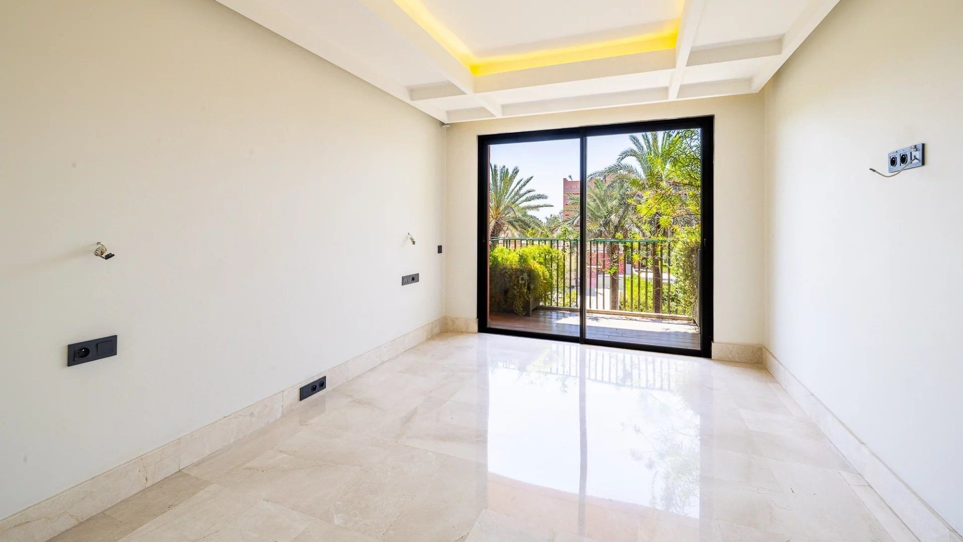 Rent Apartment 4&nbsp;rooms 247&nbsp;m² Marrakech