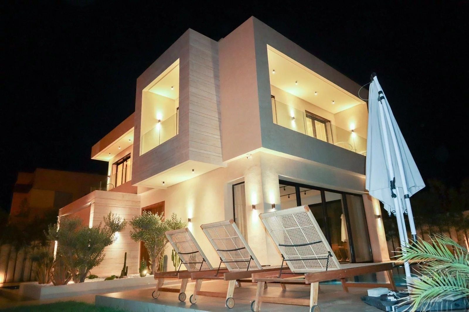 Louer Villa 6&nbsp;pièces 300&nbsp;m² Marrakech