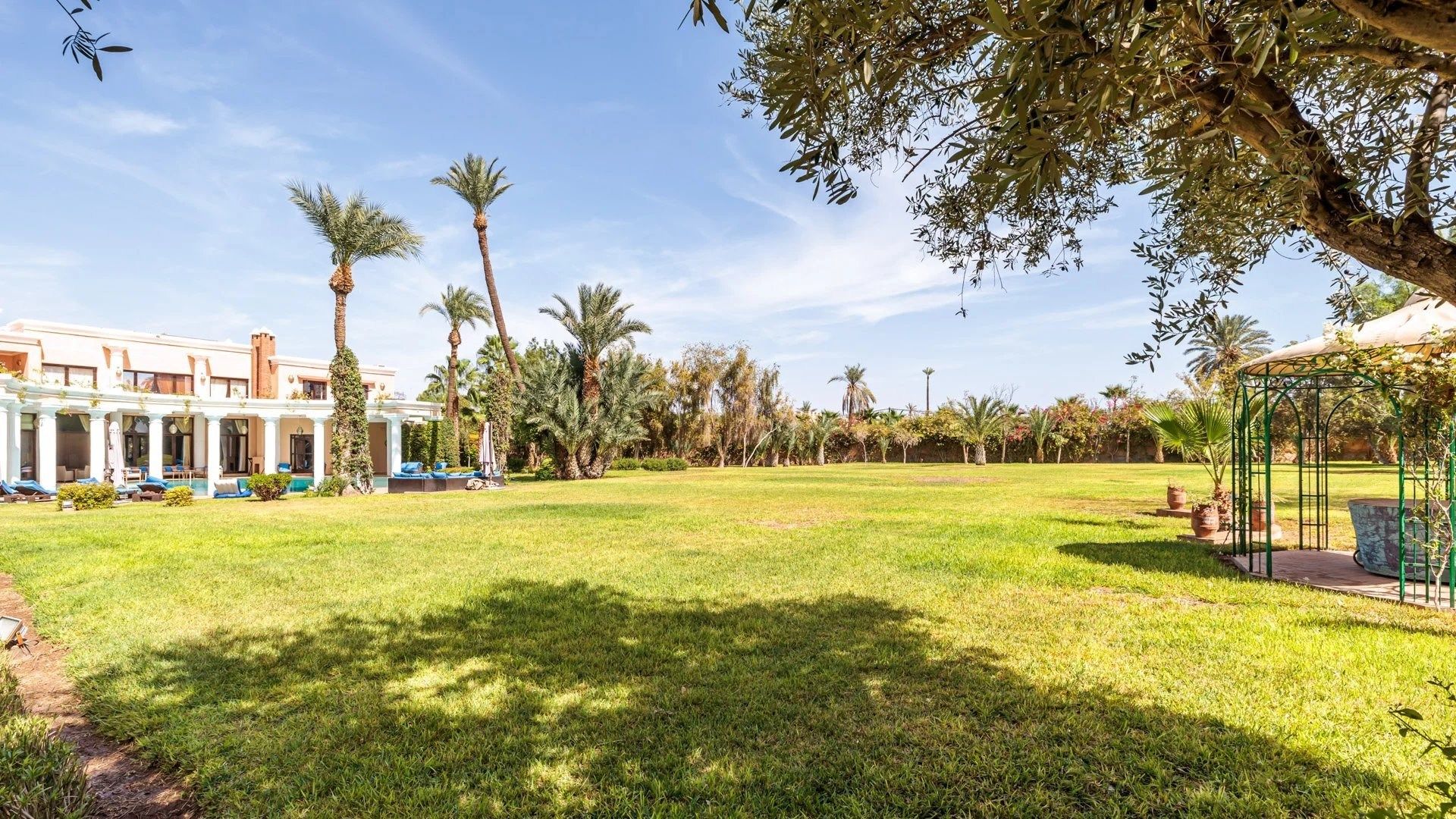 Buy Villa 18&nbsp;rooms 800&nbsp;m² Marrakech