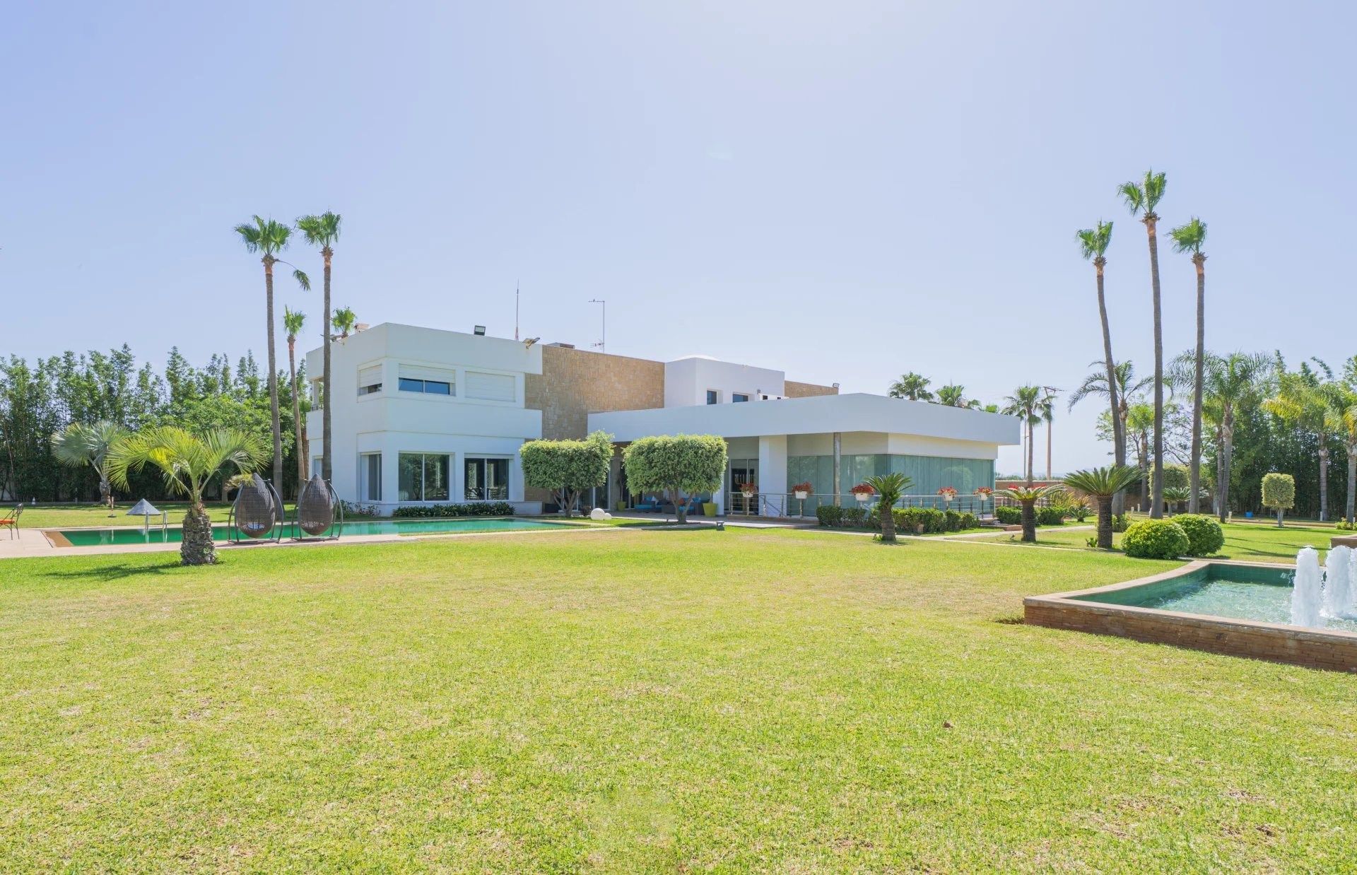 Acheter Villa 18&nbsp;pièces 12500&nbsp;m² Nador