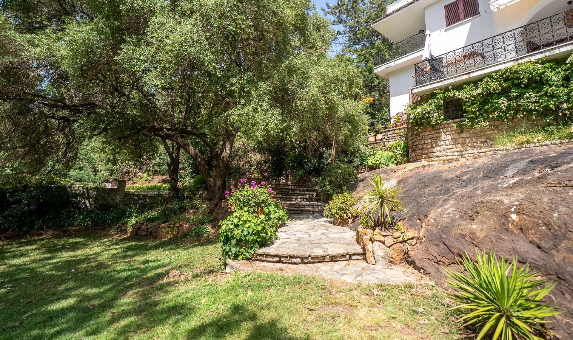 Acheter Villa 10&nbsp;pièces 650&nbsp;m² Tanger