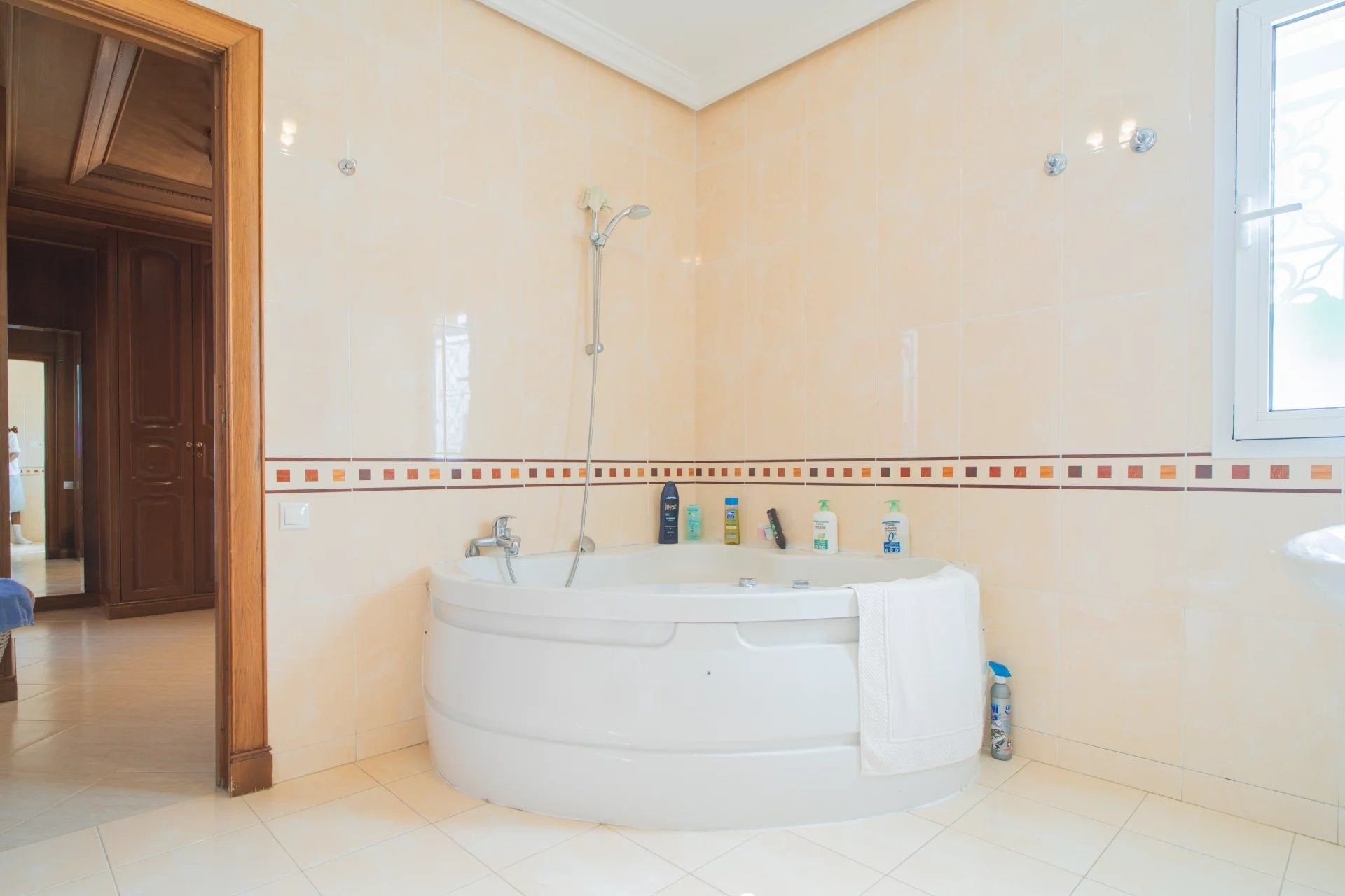 Acheter Villa 12&nbsp;pièces 1033&nbsp;m² Tanger