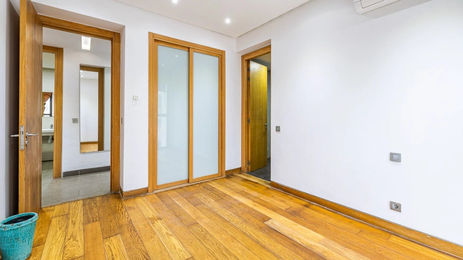 Buy Apartment 4&nbsp;rooms 187&nbsp;m² Casablanca