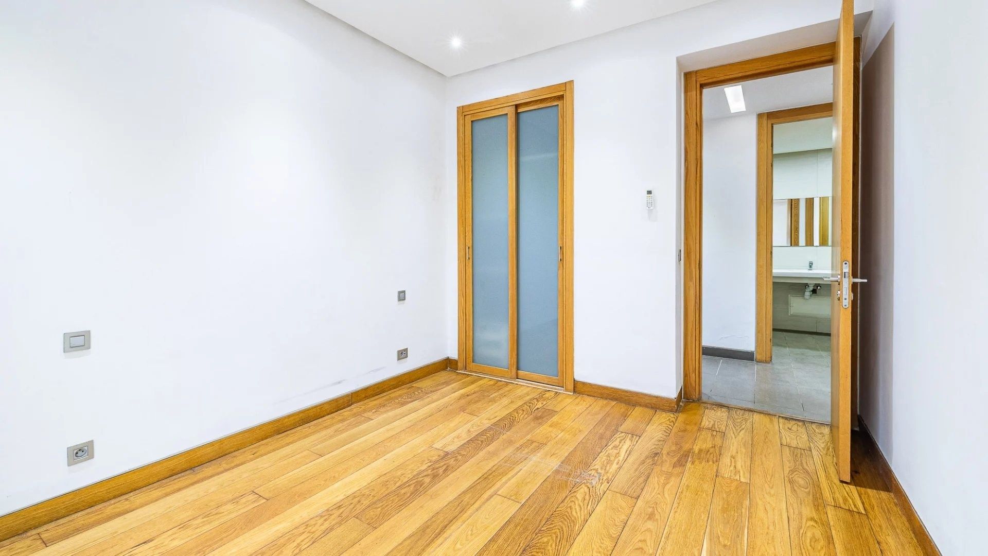 Buy Apartment 4&nbsp;rooms 187&nbsp;m² Casablanca