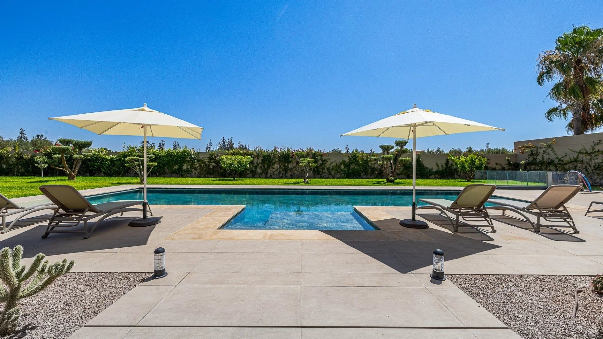 Louer Villa 6&nbsp;pièces 600&nbsp;m² Marrakech