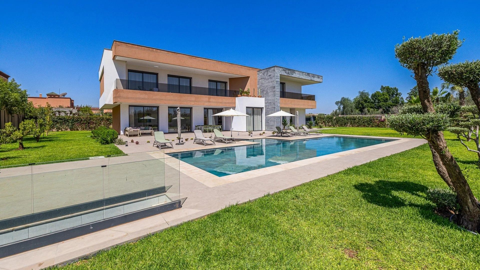 Louer Villa 6&nbsp;pièces 600&nbsp;m² Marrakech