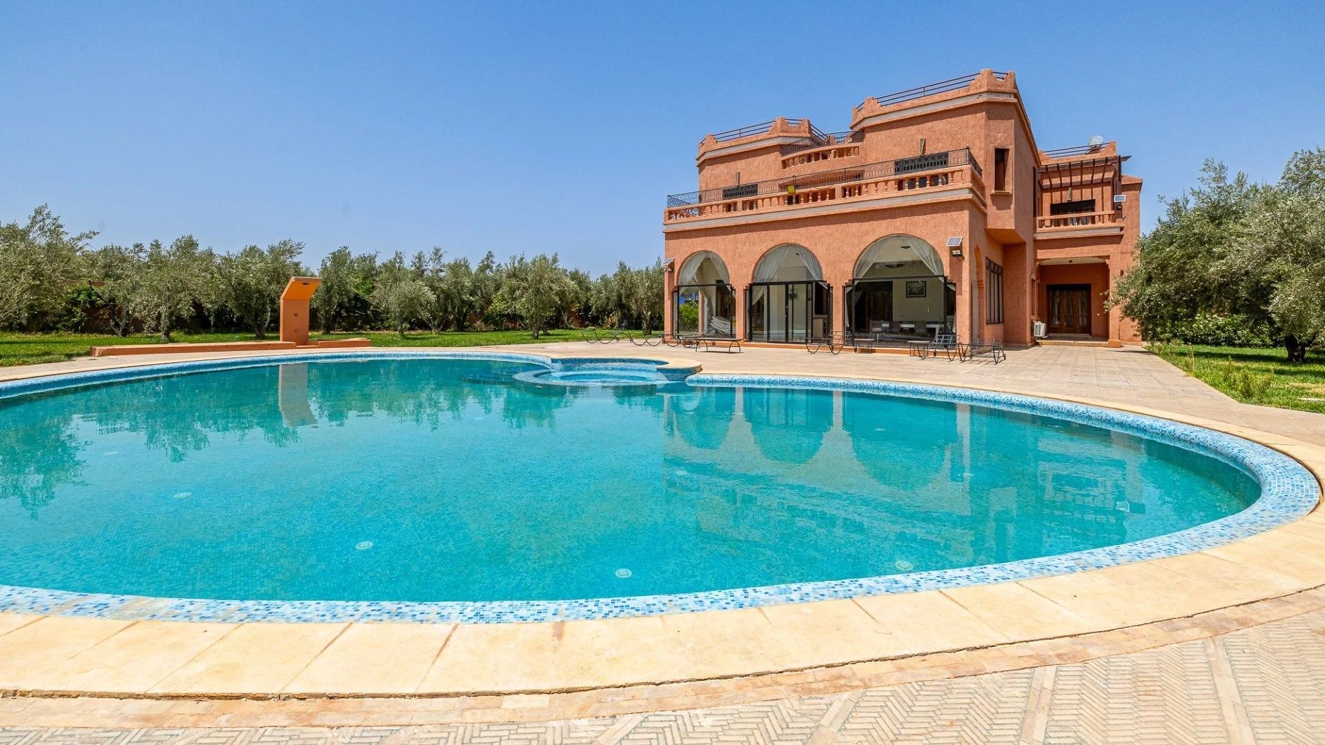 Acheter Villa 12&nbsp;pièces 1000&nbsp;m² Marrakech