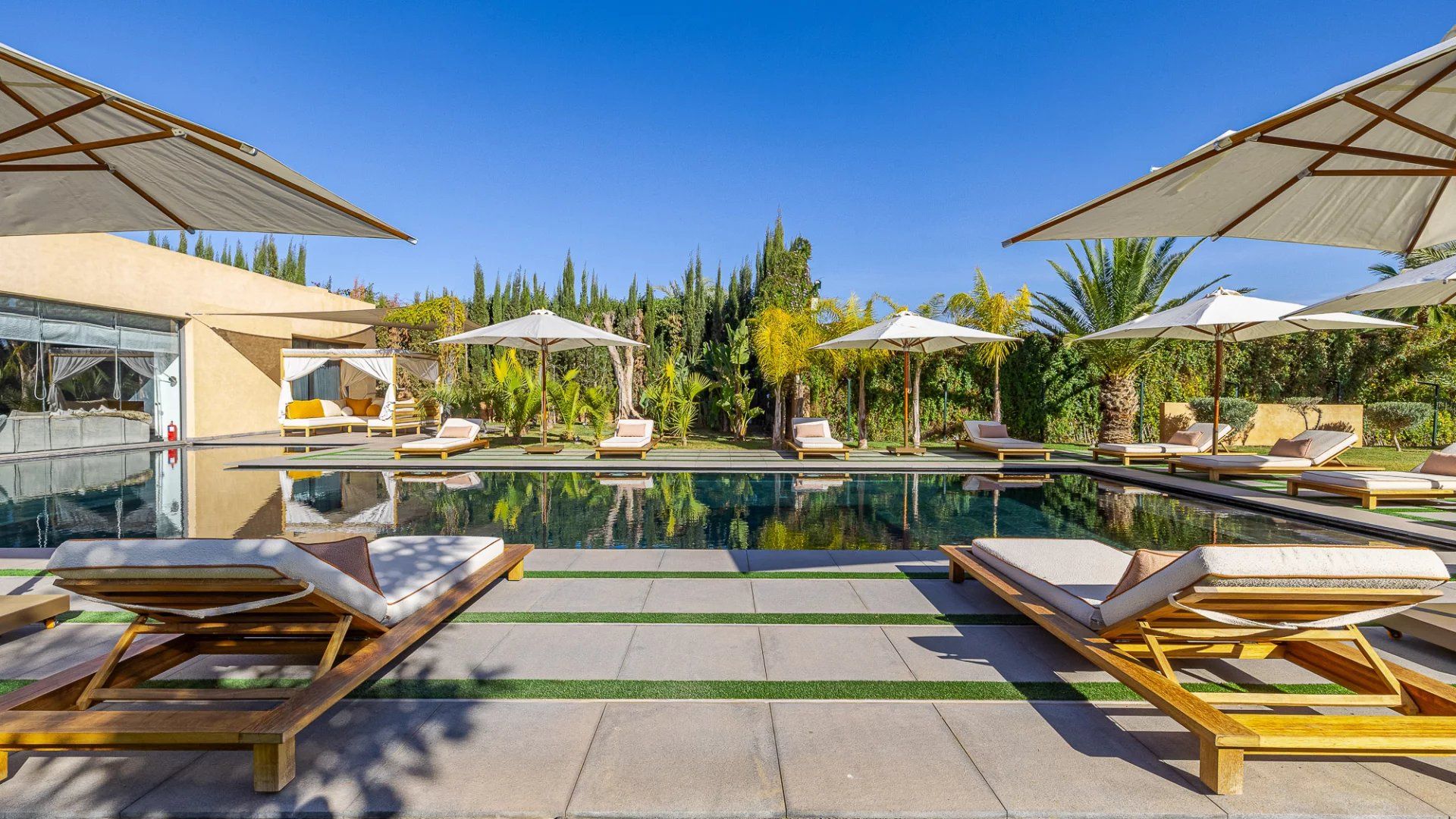 Buy Villa 11&nbsp;rooms 510&nbsp;m² Marrakech