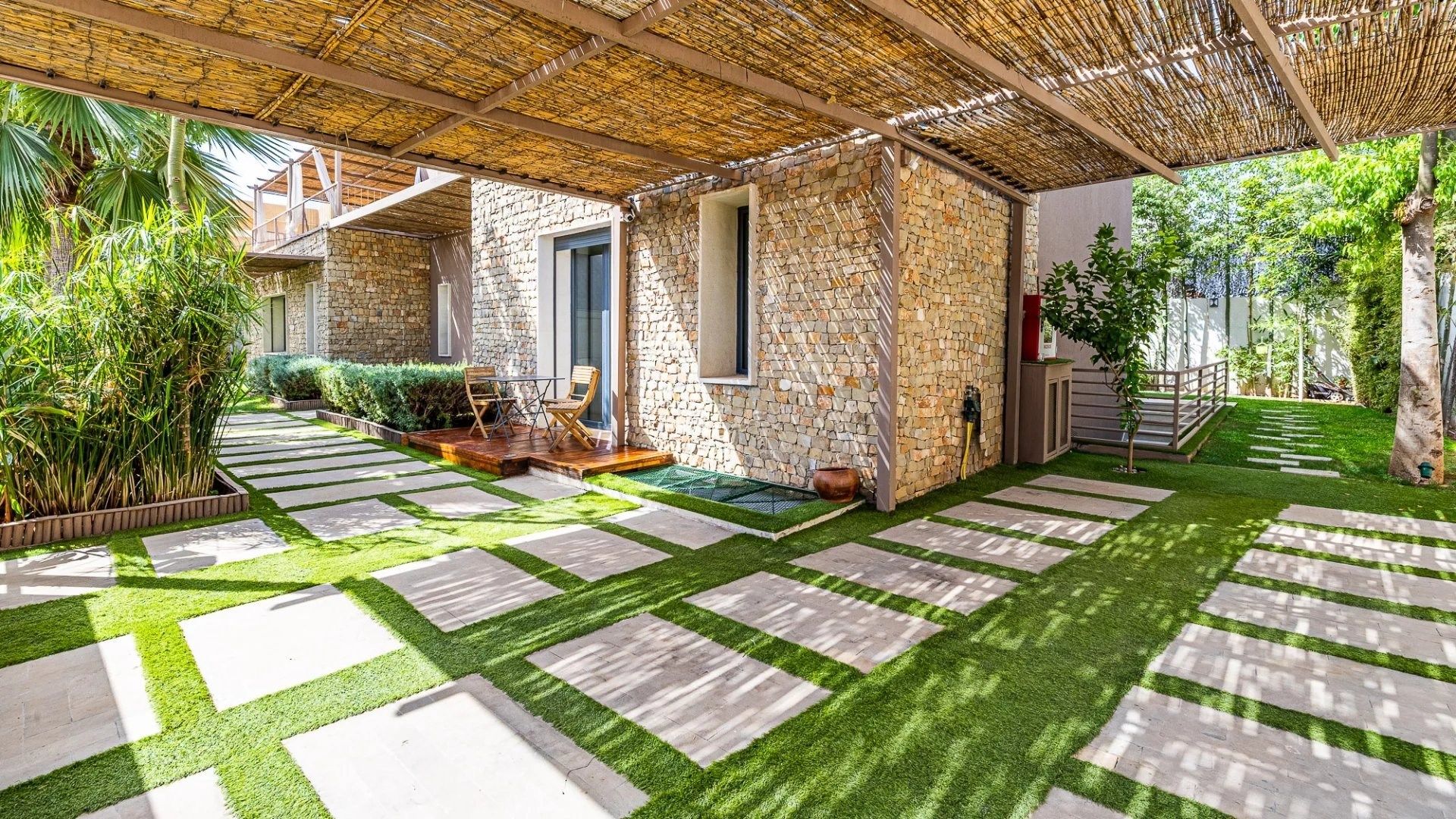 Louer Villa 8&nbsp;pièces 420&nbsp;m² Marrakech
