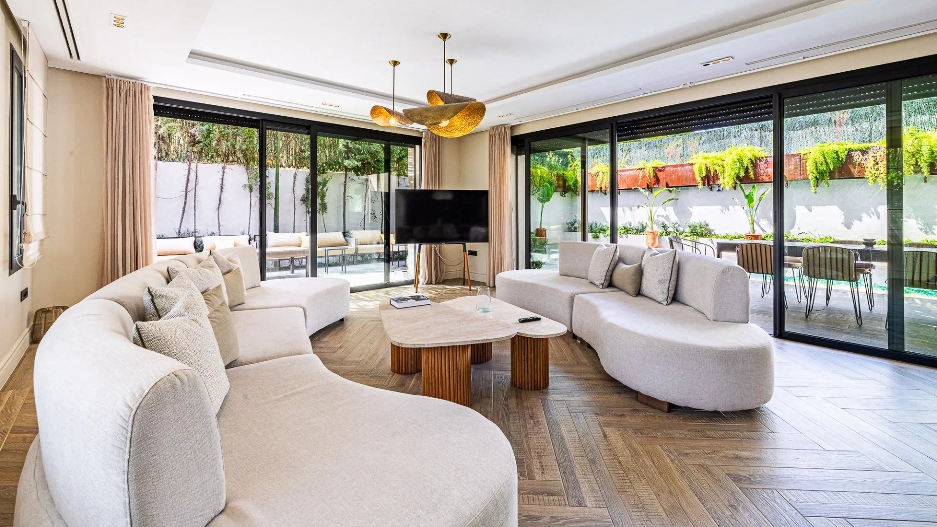 Louer Villa 8&nbsp;pièces 420&nbsp;m² Marrakech