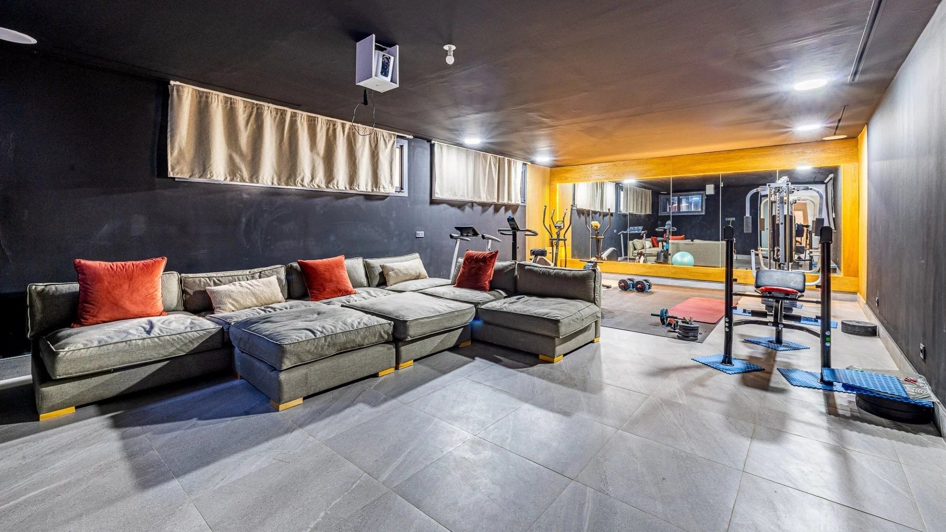 Louer Villa 8&nbsp;pièces 420&nbsp;m² Marrakech