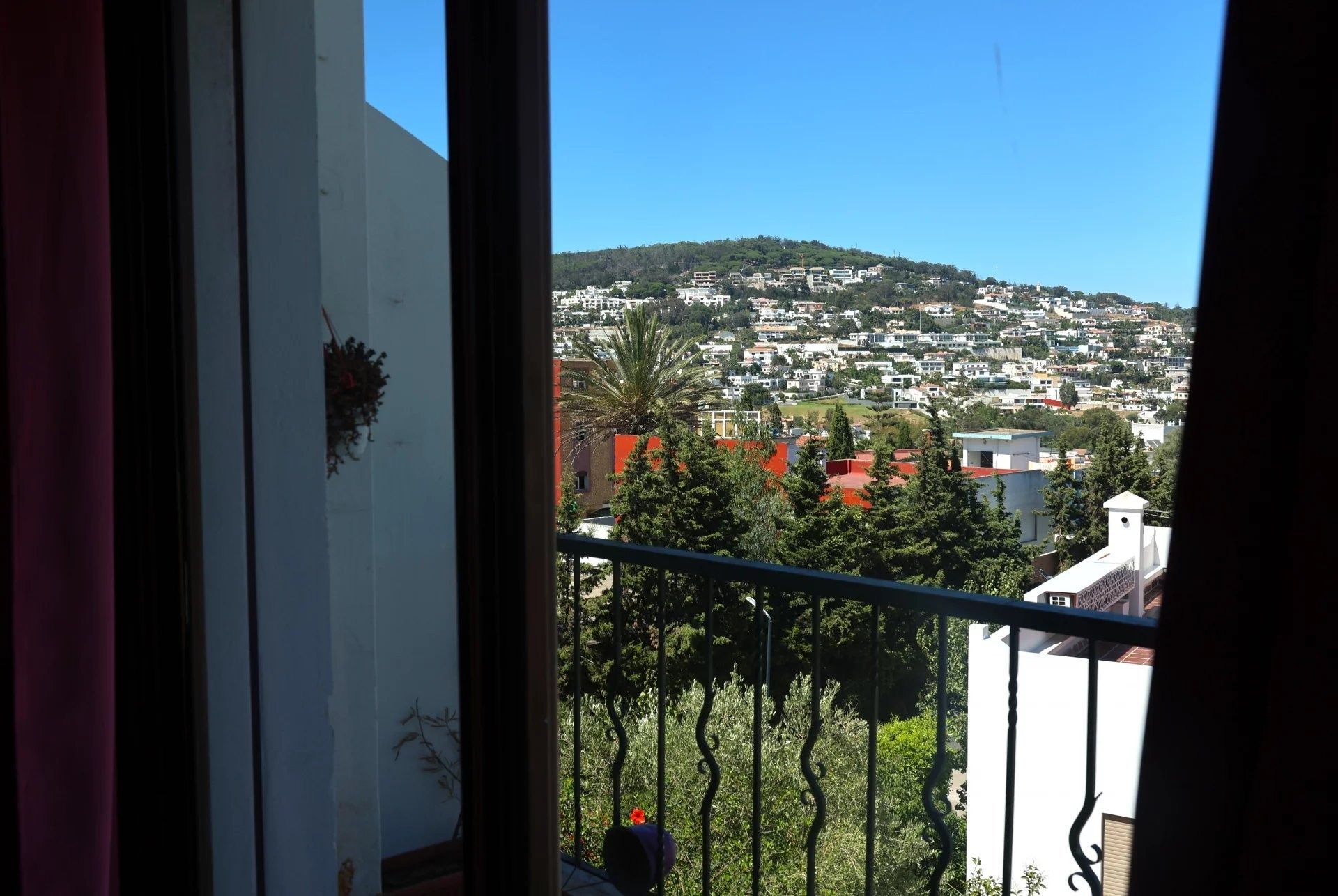 Louer Villa 7&nbsp;pièces 1&nbsp;m² Tanger
