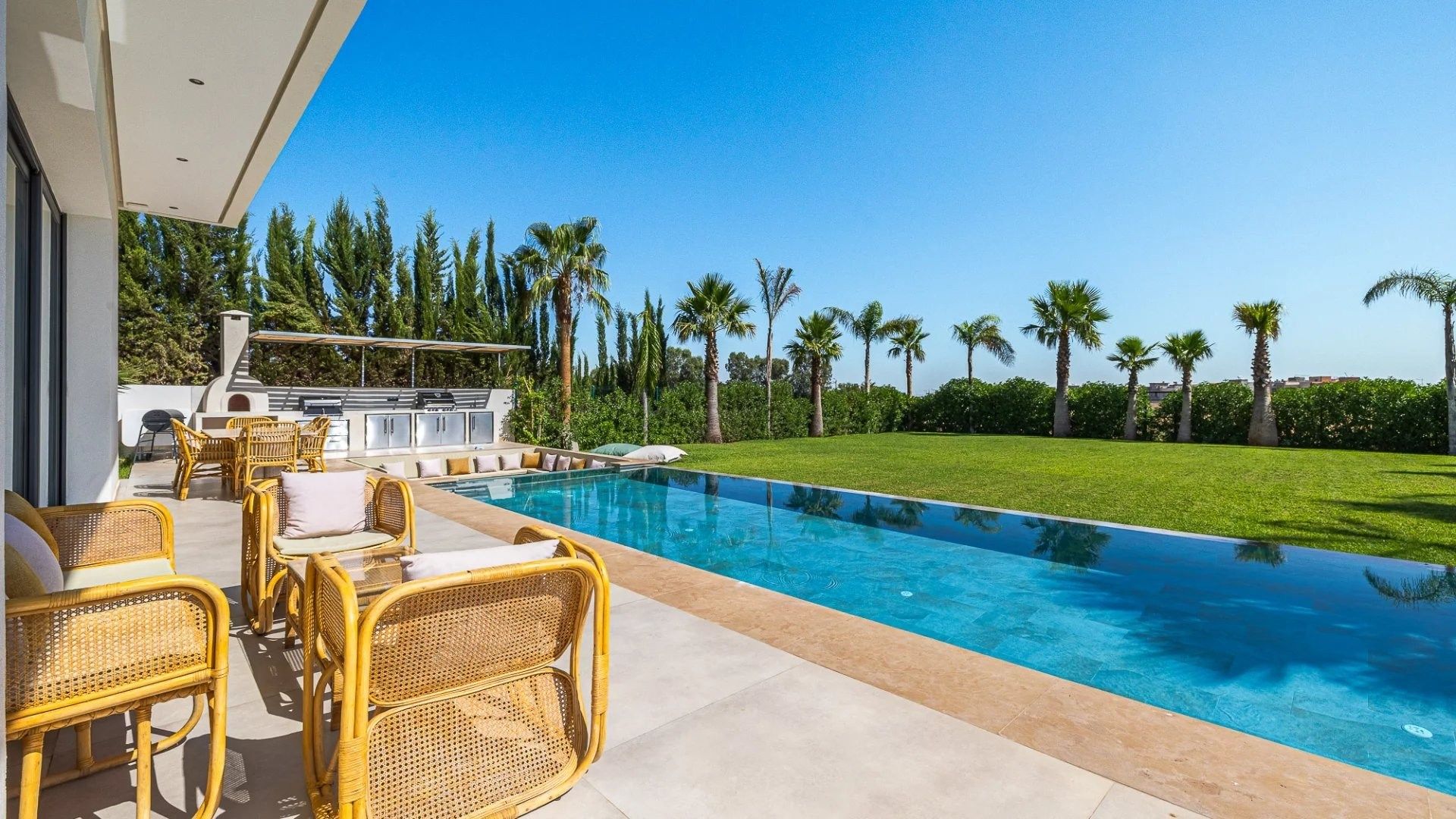 Louer Villa 8&nbsp;pièces 600&nbsp;m² Marrakech