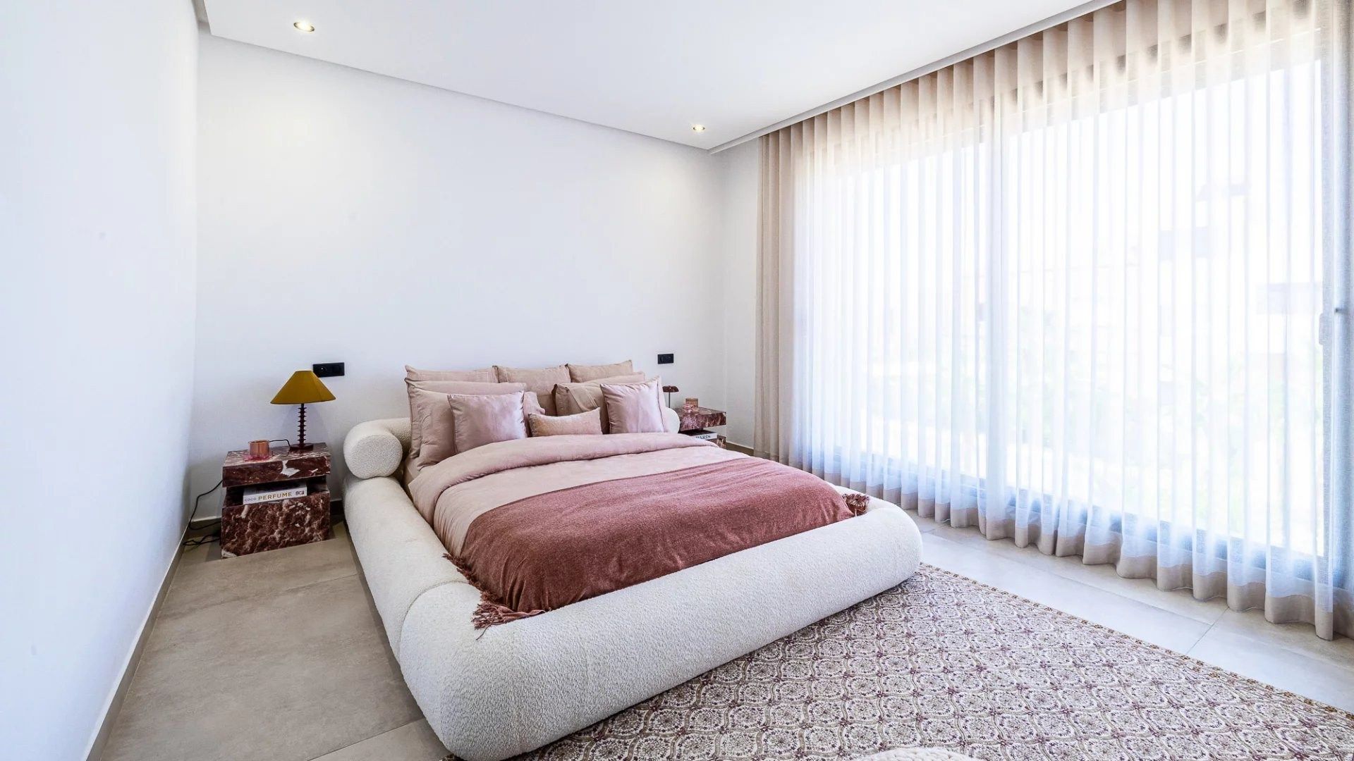 Louer Villa 8&nbsp;pièces 600&nbsp;m² Marrakech