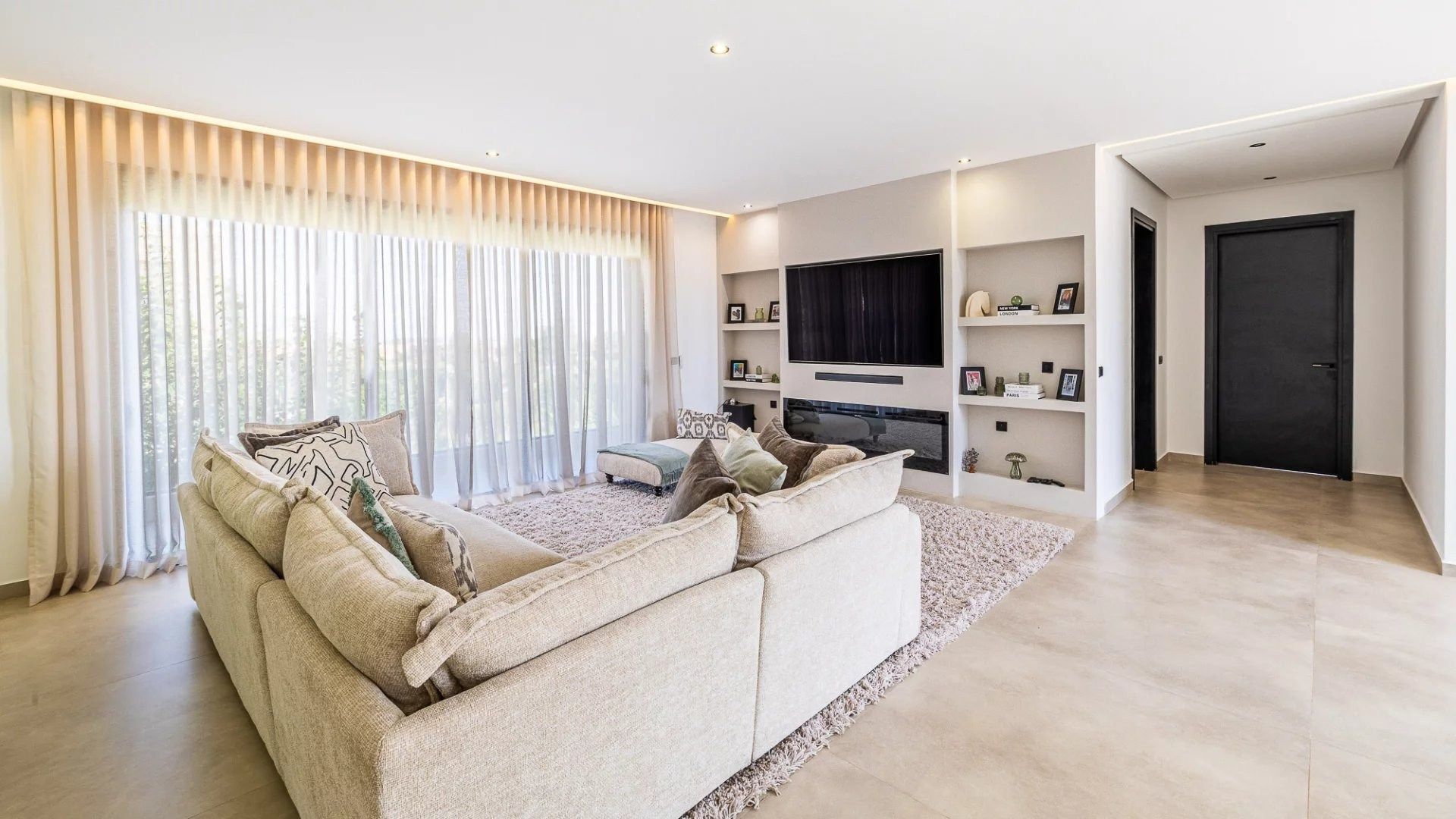 Louer Villa 8&nbsp;pièces 600&nbsp;m² Marrakech