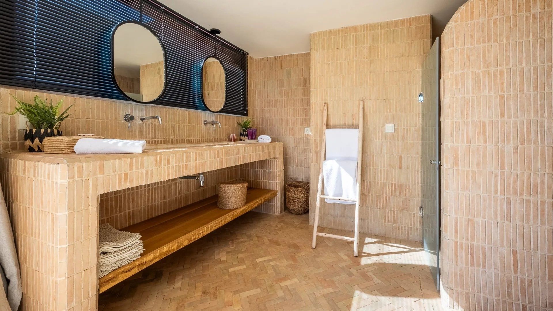 Louer Villa 6&nbsp;pièces 270&nbsp;m² Marrakech