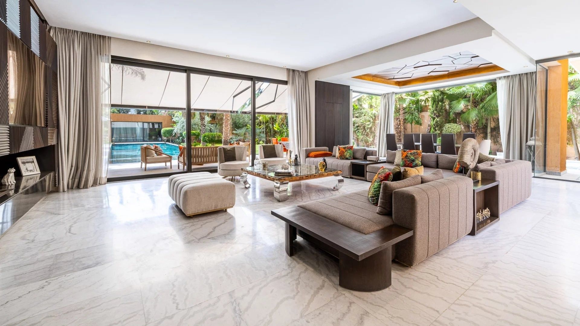 Louer Villa 7&nbsp;pièces 450&nbsp;m² Marrakech