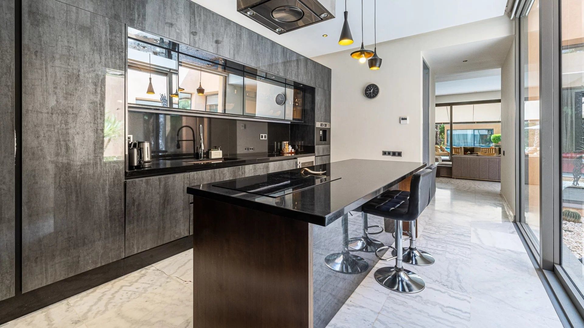 Louer Villa 7&nbsp;pièces 450&nbsp;m² Marrakech