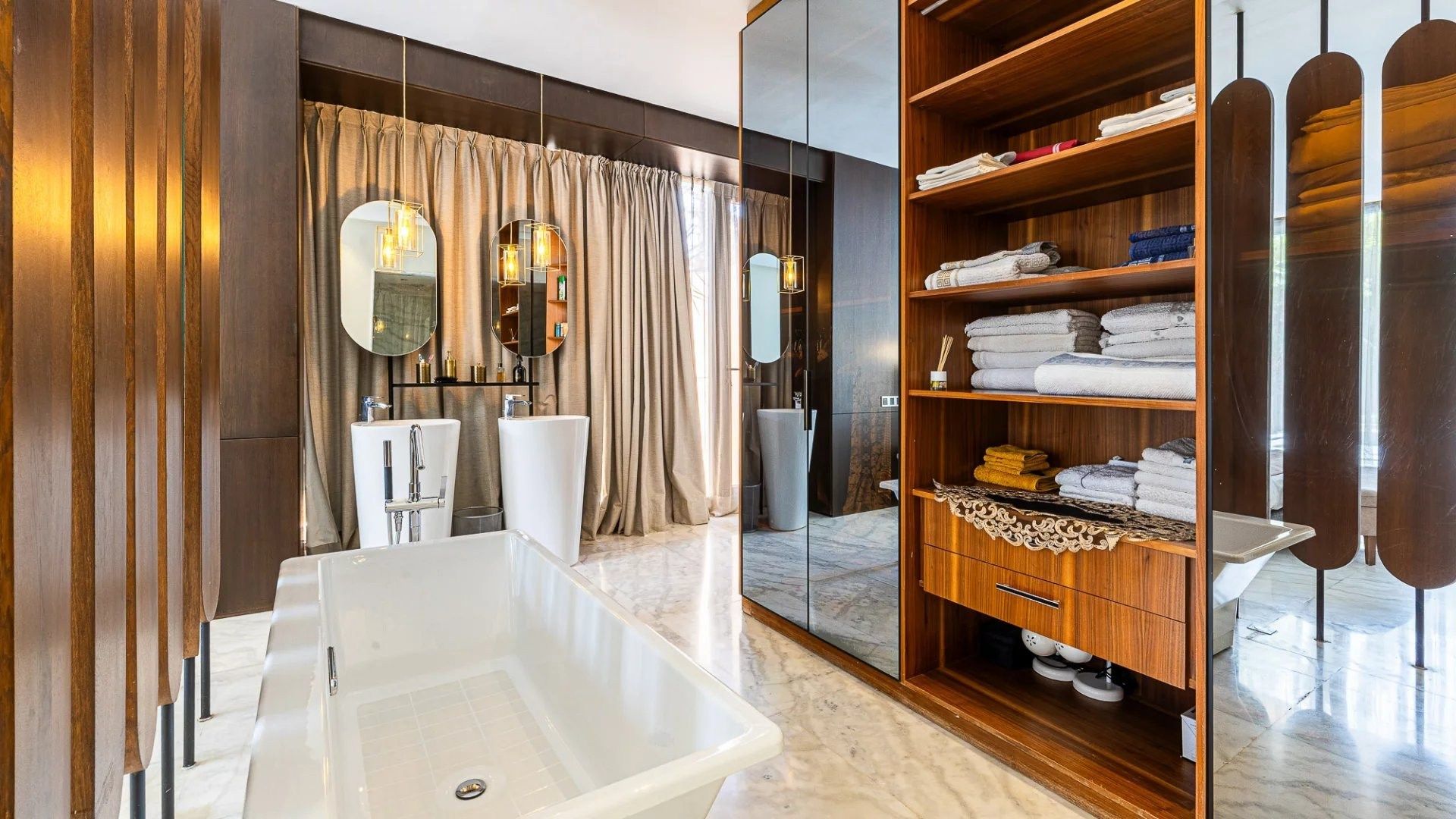 Louer Villa 7&nbsp;pièces 450&nbsp;m² Marrakech
