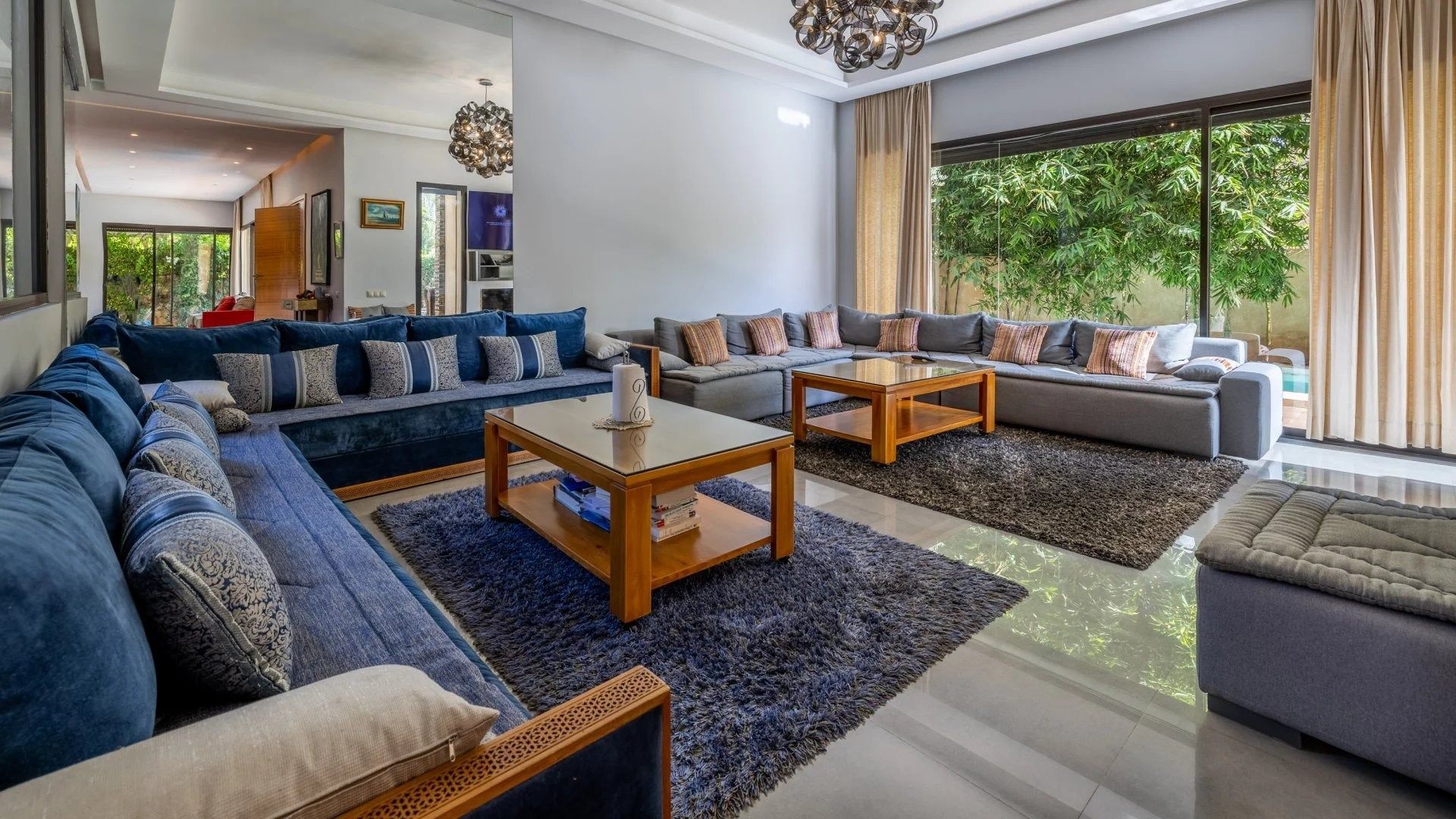 Louer Villa 8&nbsp;pièces 450&nbsp;m² Marrakech