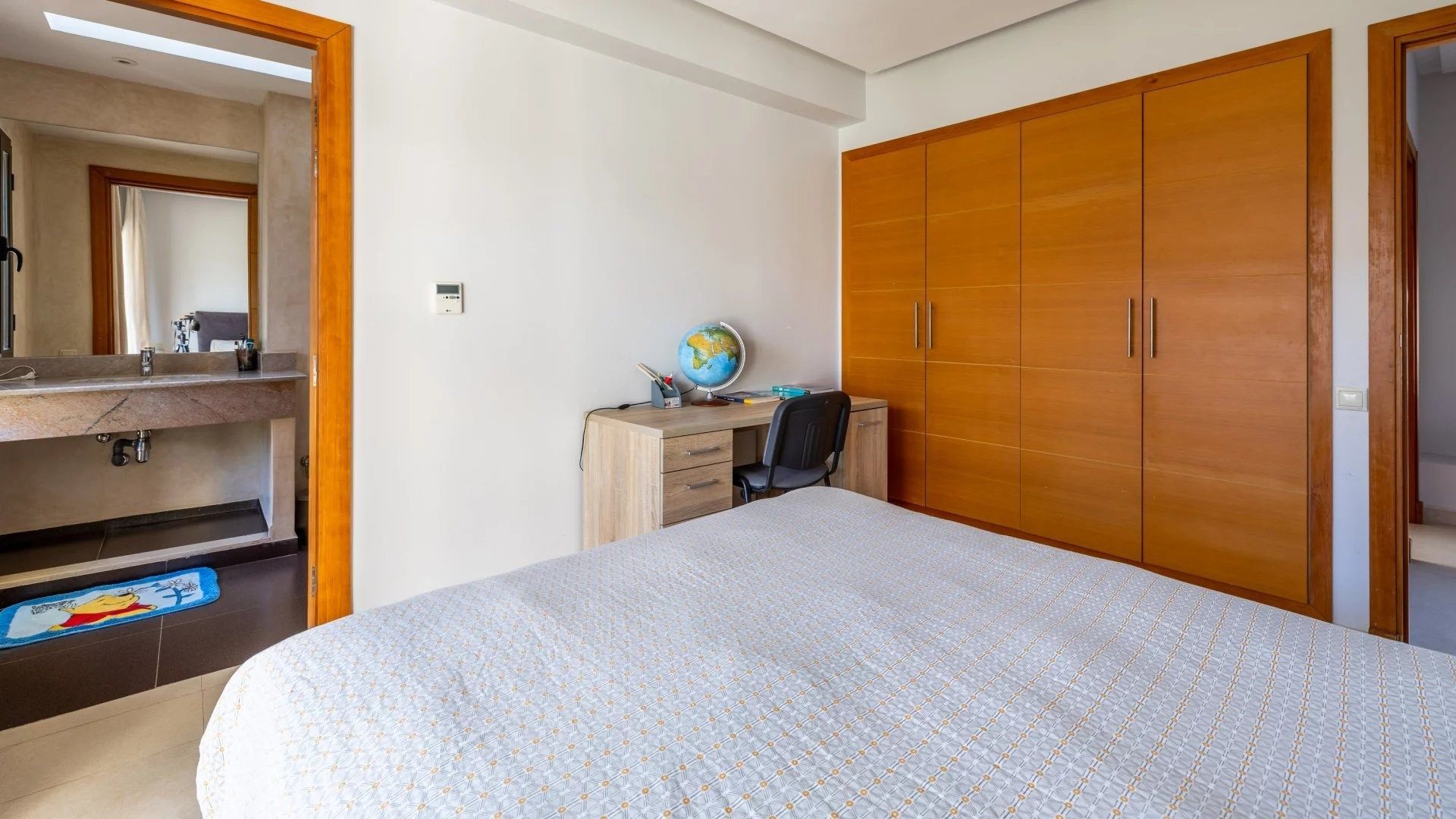 Louer Villa 8&nbsp;pièces 450&nbsp;m² Marrakech
