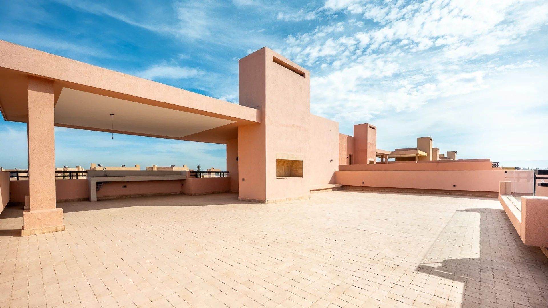Louer Villa 6&nbsp;pièces 350&nbsp;m² Marrakech