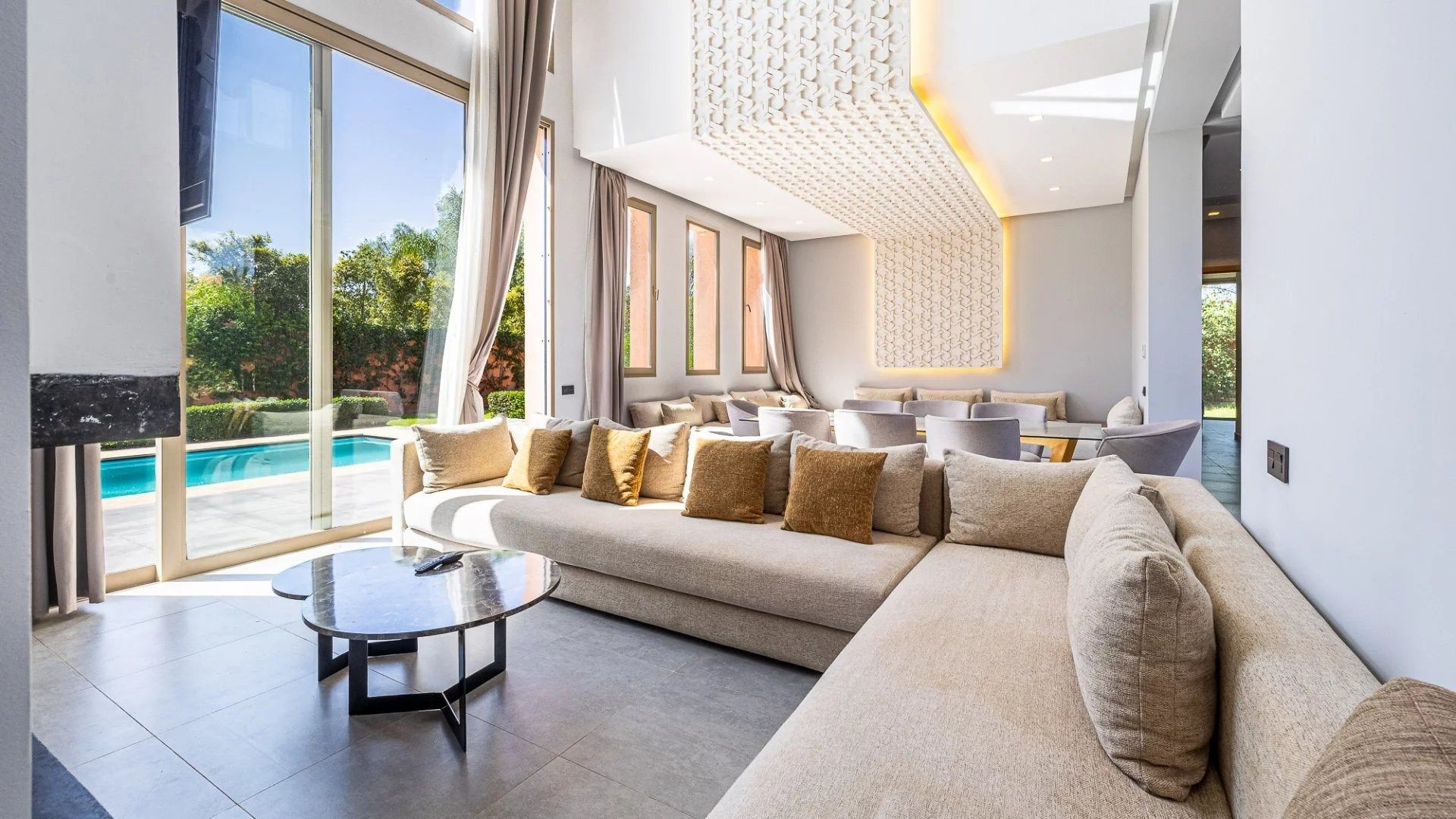 Louer Villa 7&nbsp;pièces 400&nbsp;m² Marrakech