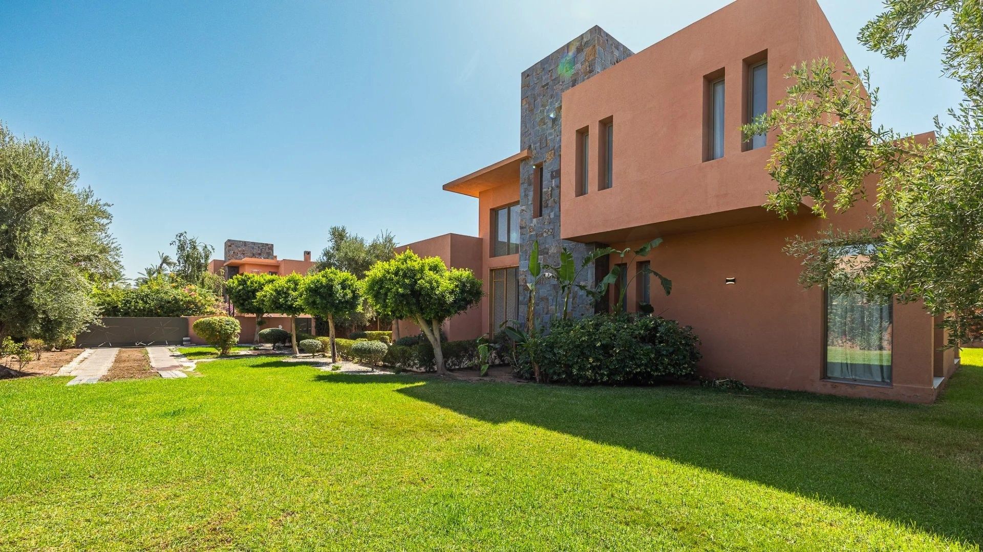 Louer Villa 7&nbsp;pièces 400&nbsp;m² Marrakech