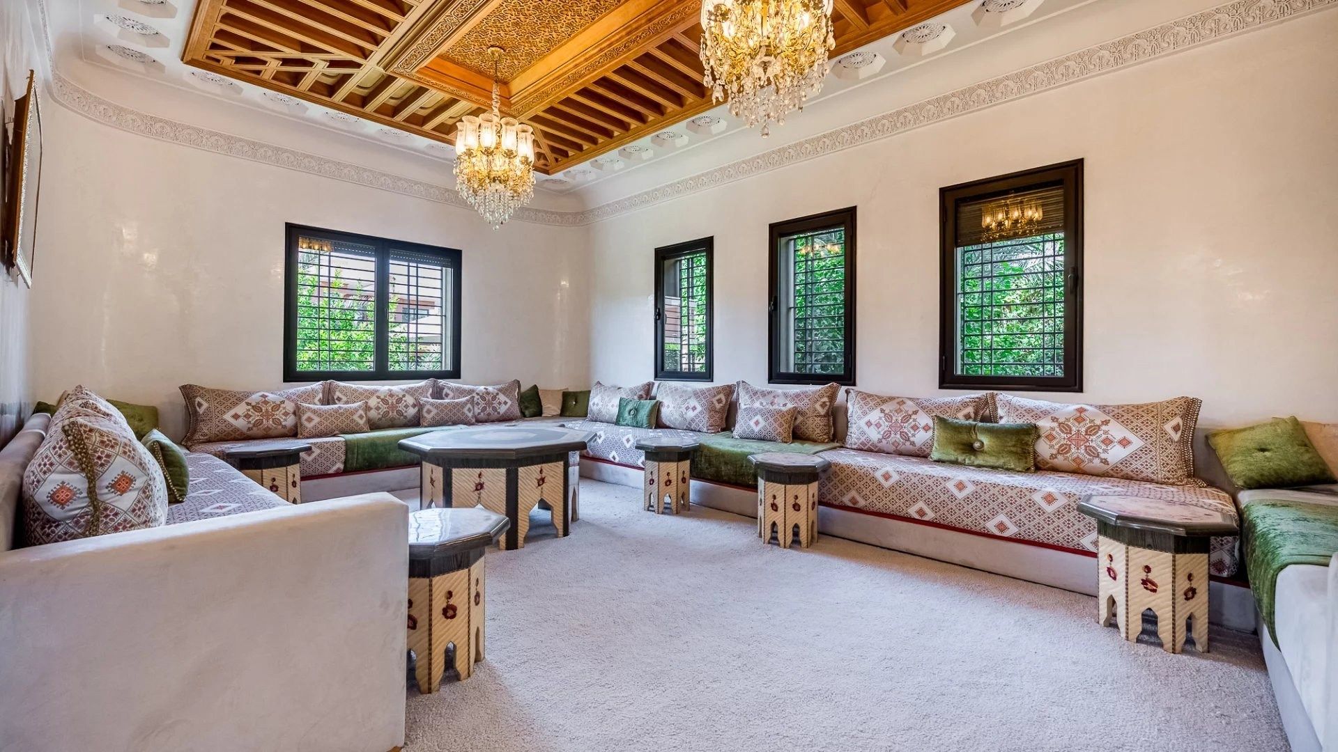 Louer Villa 12&nbsp;pièces 800&nbsp;m² Marrakech