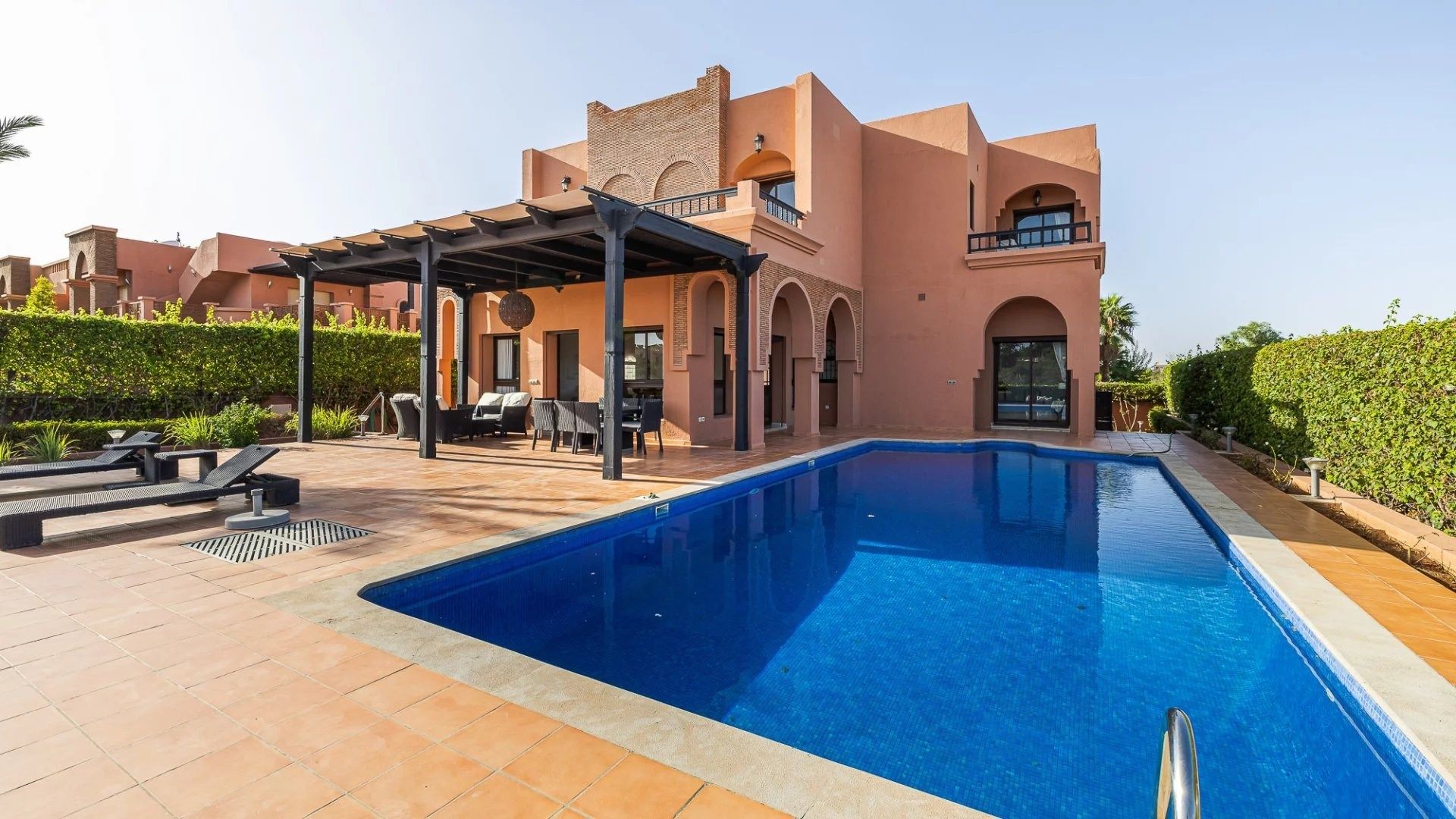 Louer Villa 8&nbsp;pièces 400&nbsp;m² Marrakech