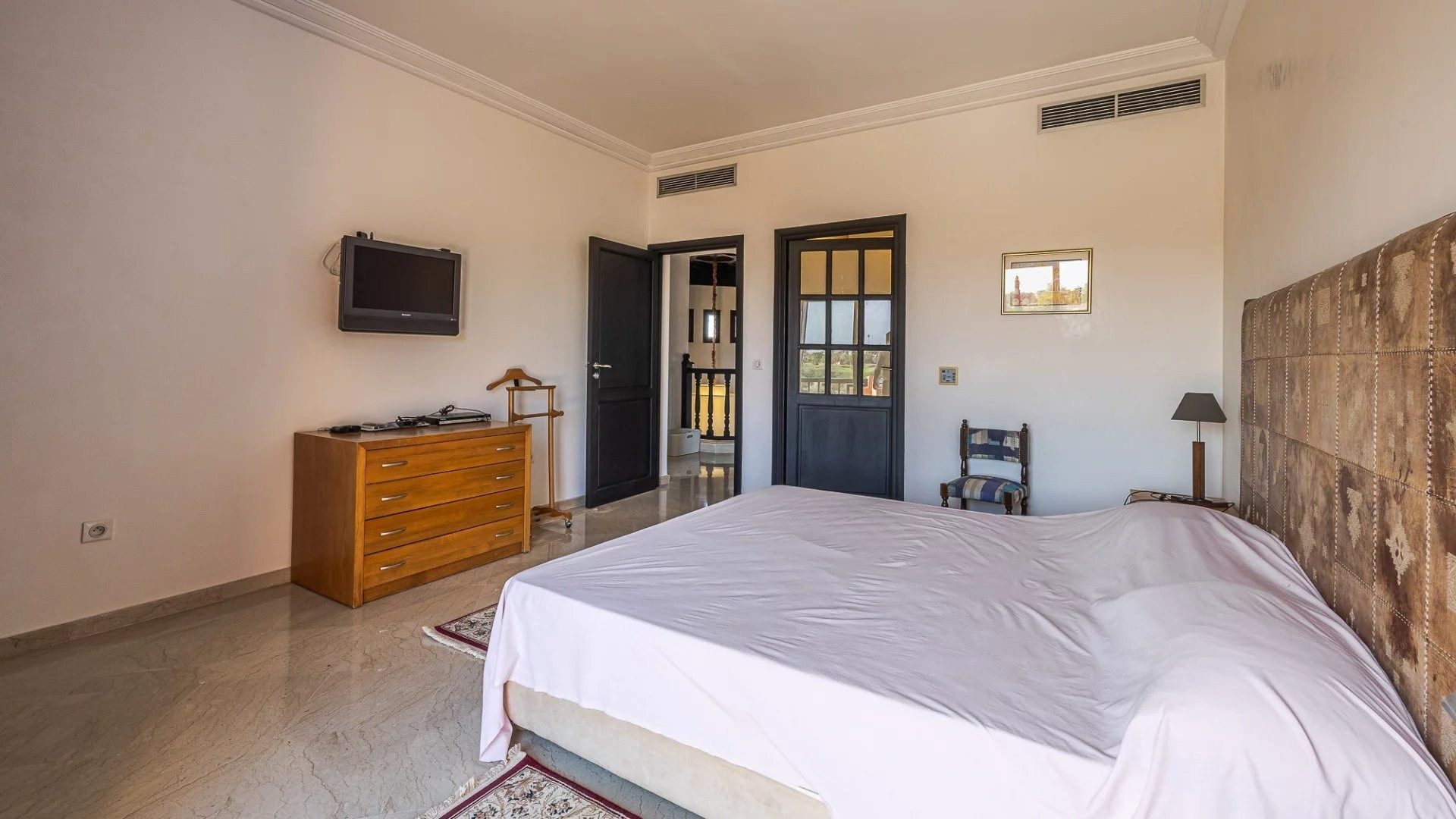 Louer Villa 8&nbsp;pièces 400&nbsp;m² Marrakech