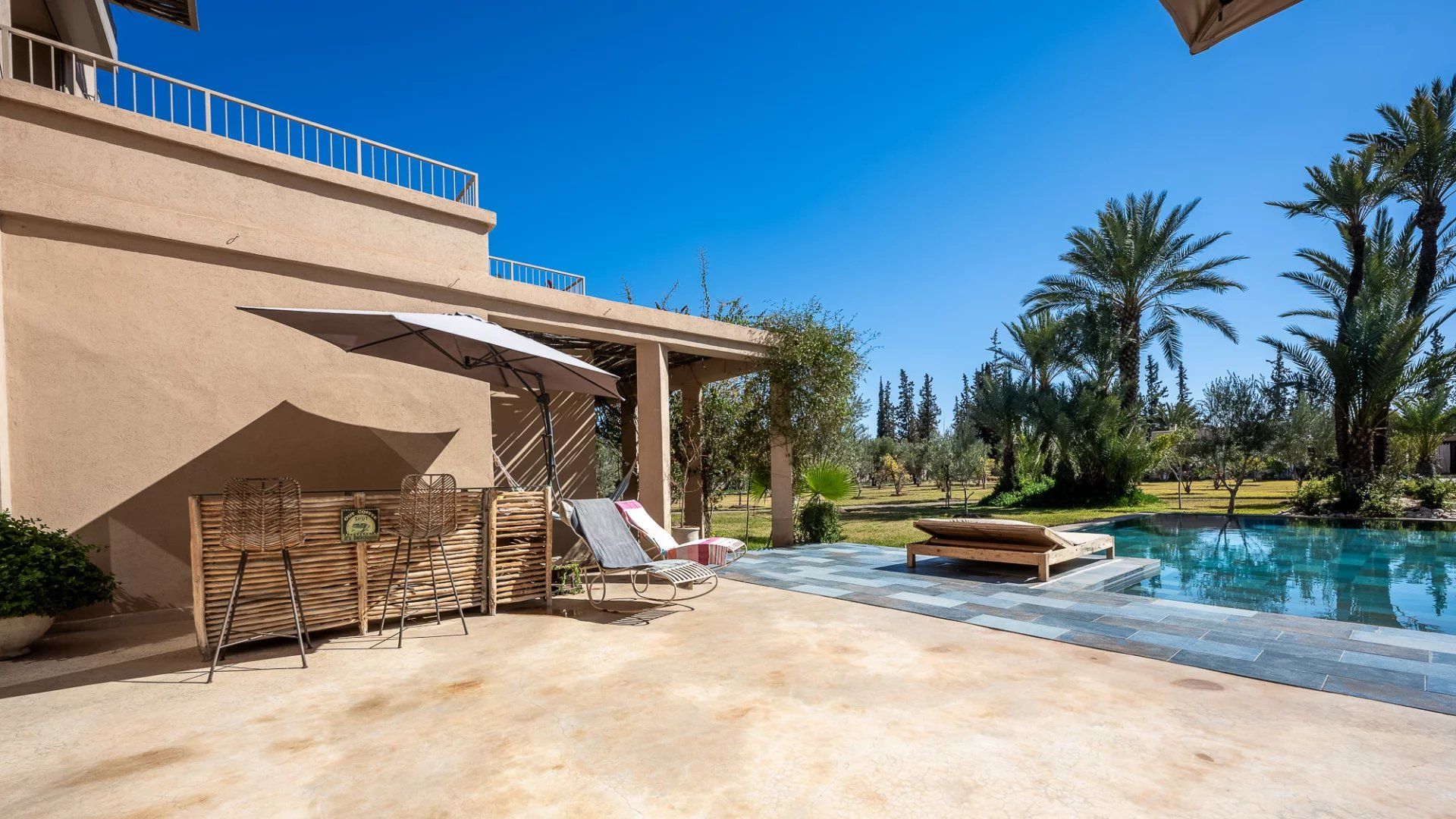Buy Villa 14&nbsp;rooms 580&nbsp;m² Marrakech