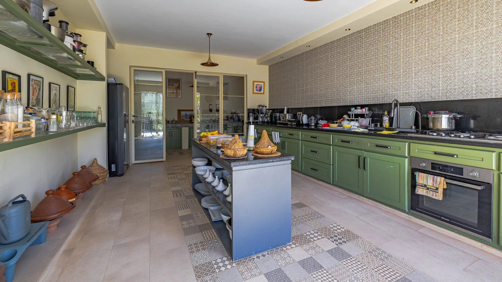 Buy Villa 14&nbsp;rooms 580&nbsp;m² Marrakech
