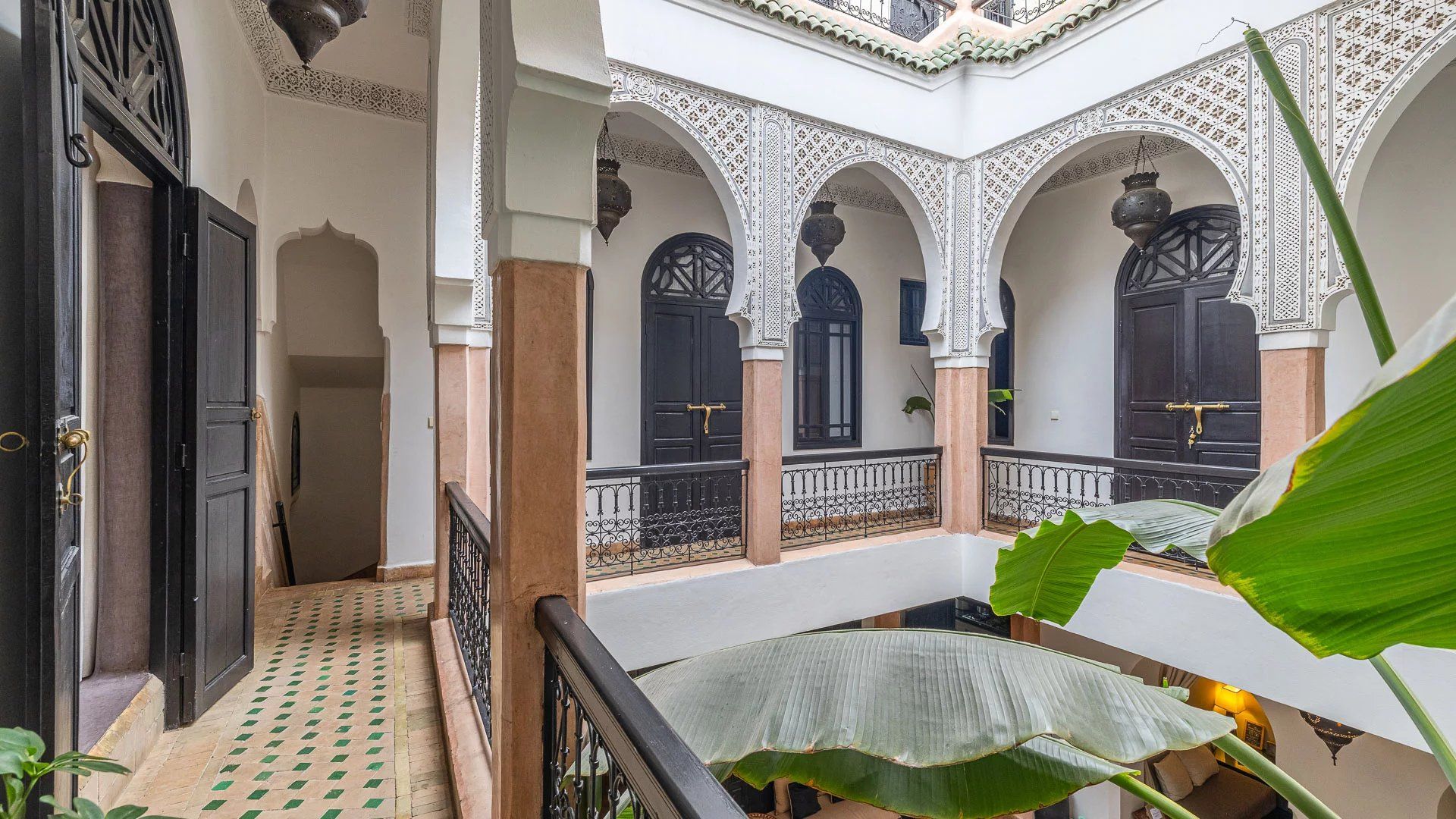 Buy Riad 14 rooms 380 m² Marrakech