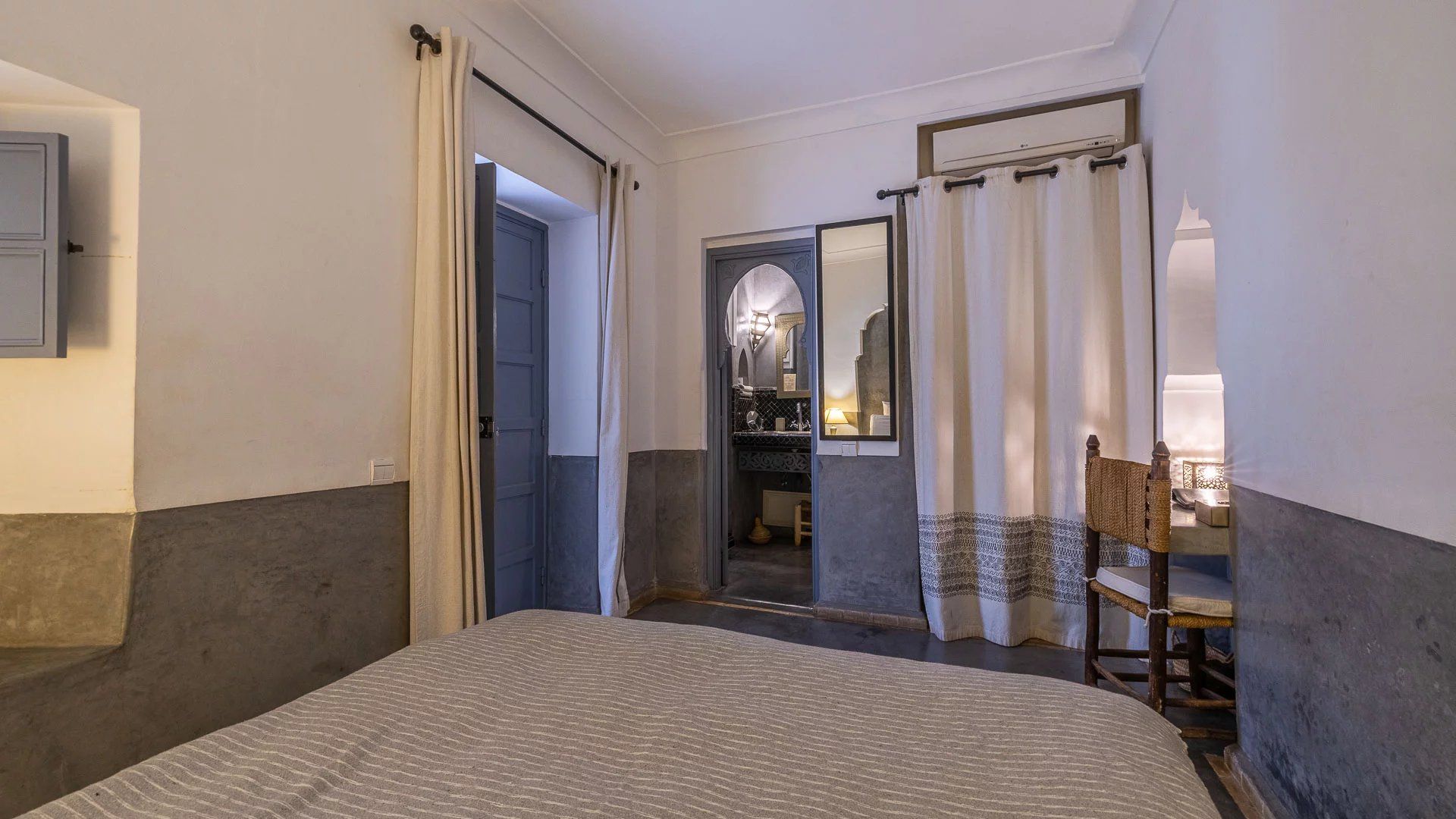 Buy Riad 14 rooms 380 m² Marrakech