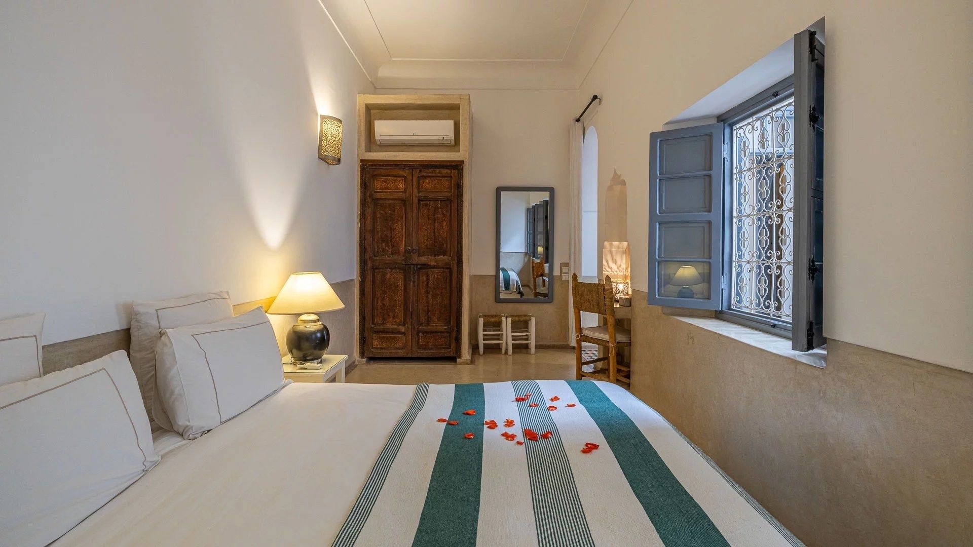 Buy Riad 14 rooms 380 m² Marrakech