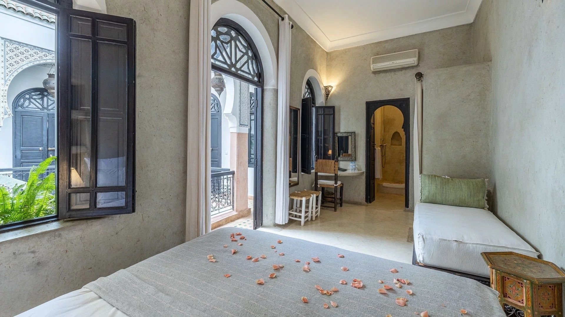 Buy Riad 14 rooms 380 m² Marrakech