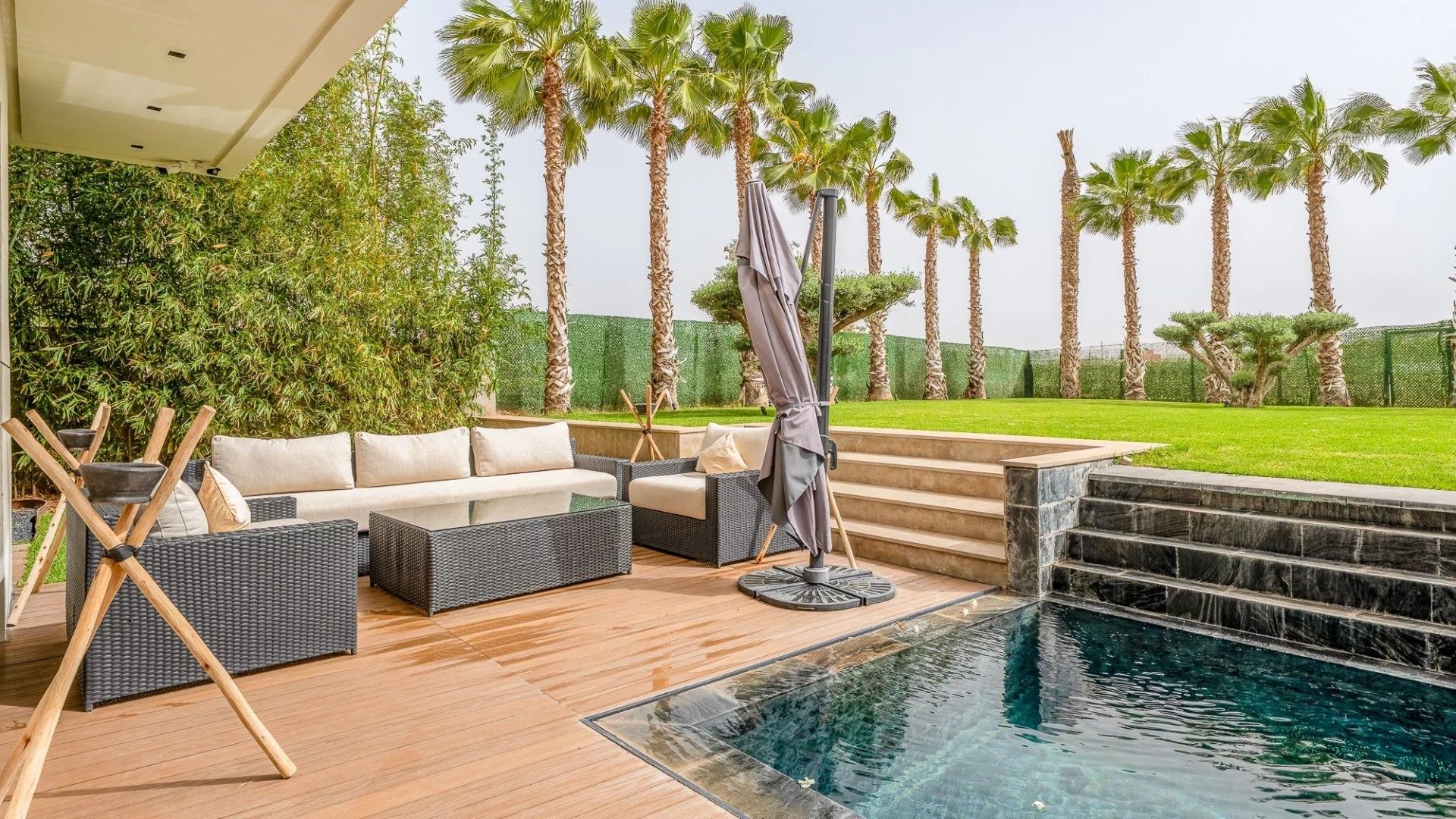 Buy Villa 8&nbsp;rooms 680&nbsp;m² Marrakech