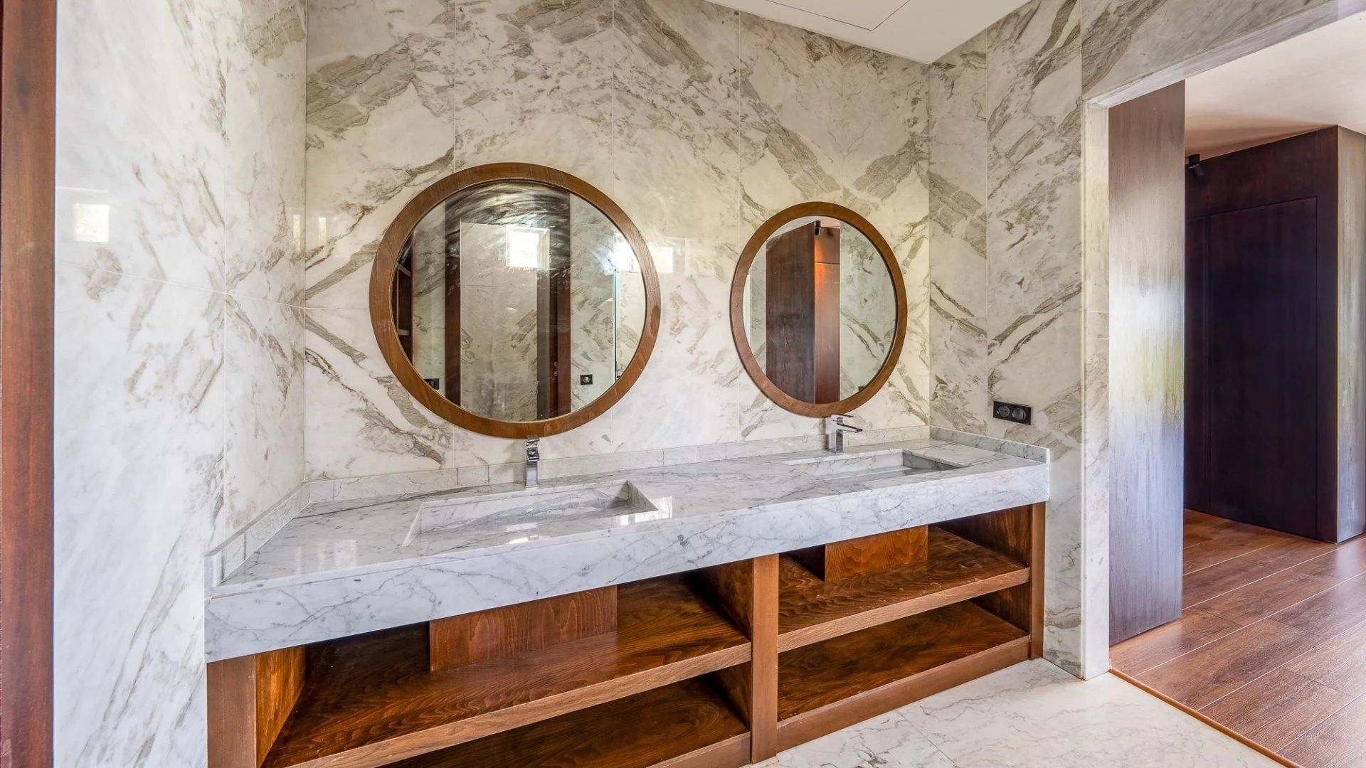 Buy Villa 8&nbsp;rooms 680&nbsp;m² Marrakech