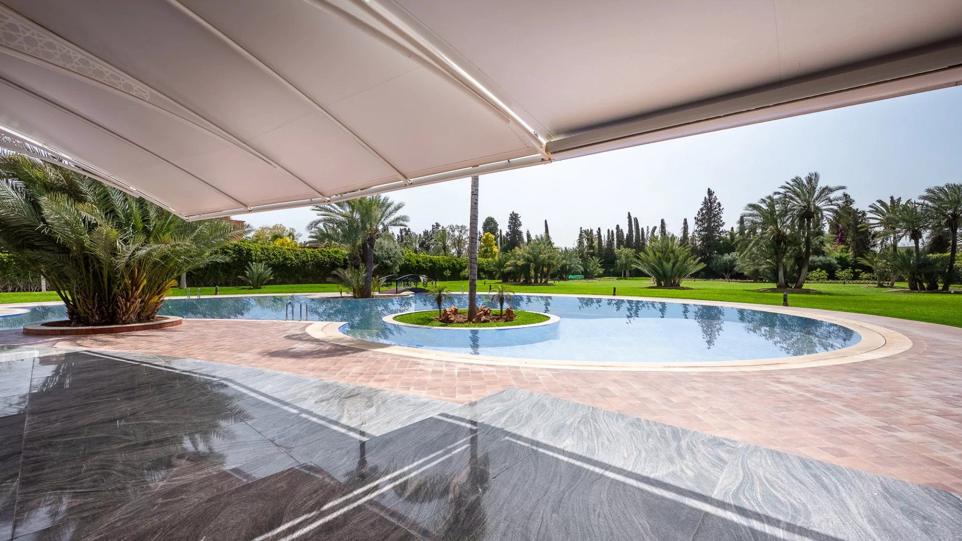 Acheter Villa 15 pièces 1394 m² Marrakech
