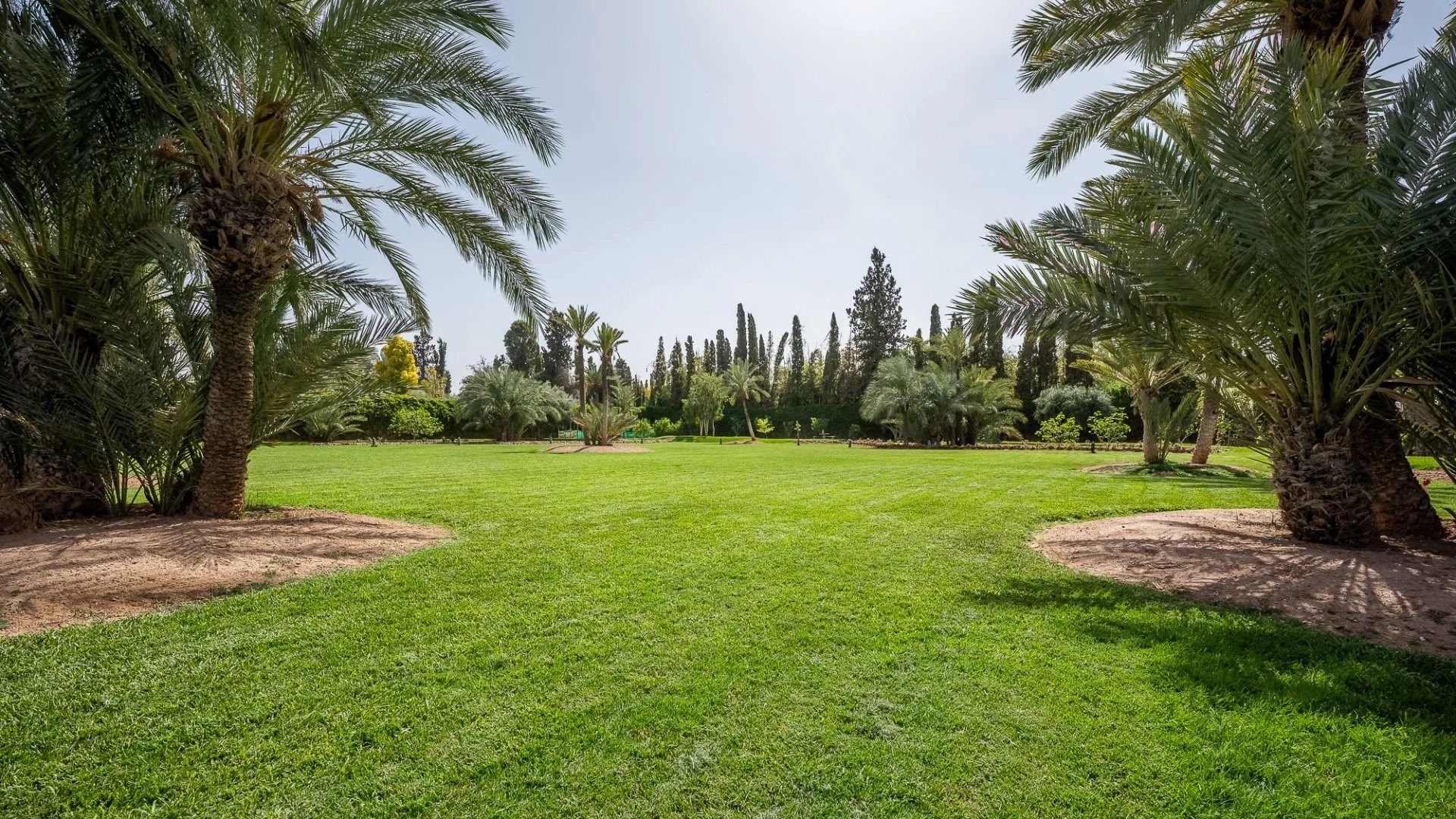 Buy Villa 15&nbsp;rooms 1394&nbsp;m² Marrakech