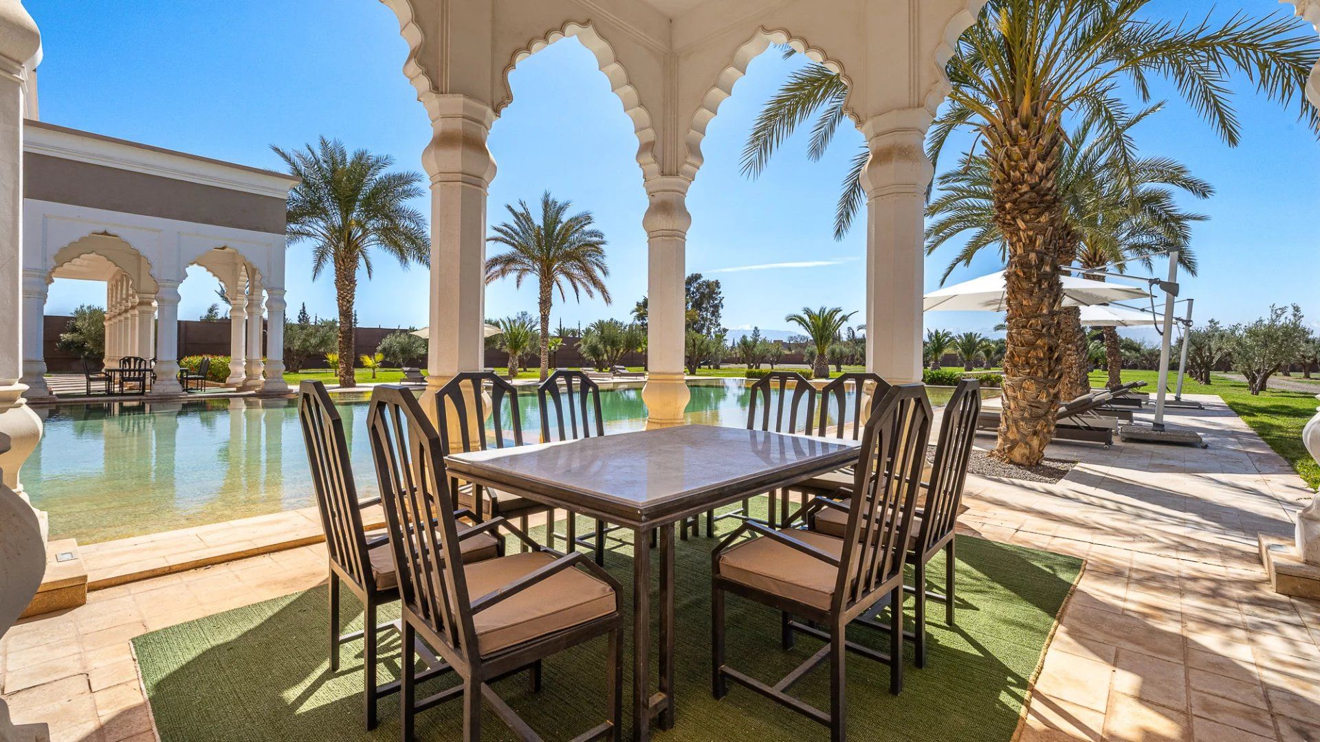 Louer Villa 13 pièces 3200 m² Marrakech