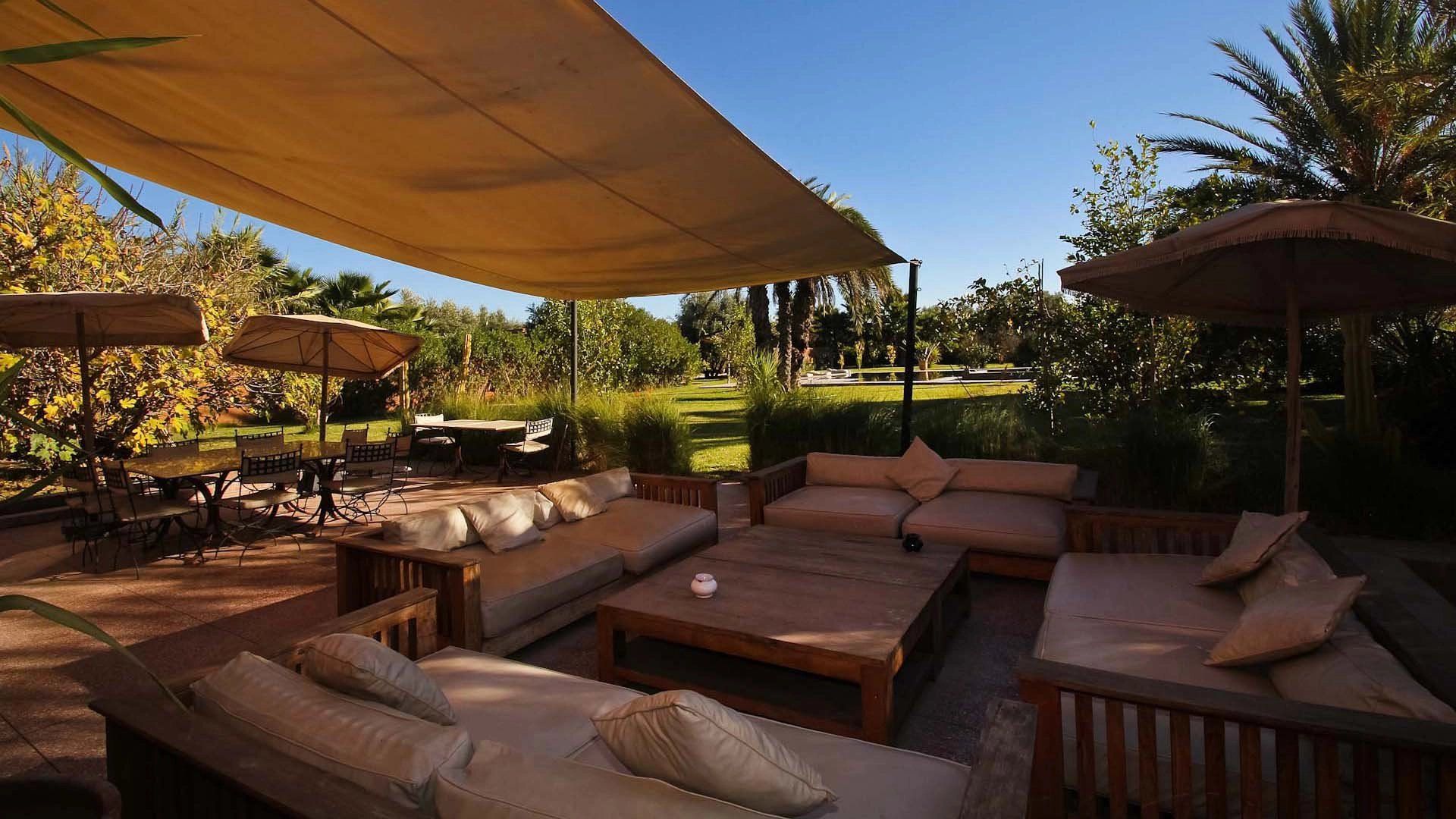 Louer Villa 17 pièces 1200 m² Marrakech