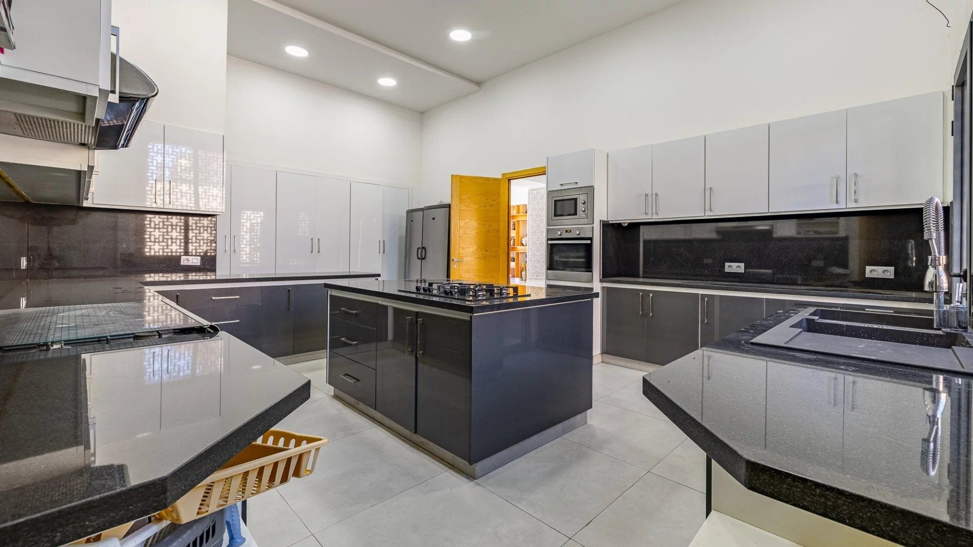 Buy Villa 10&nbsp;rooms 550&nbsp;m² Marrakech